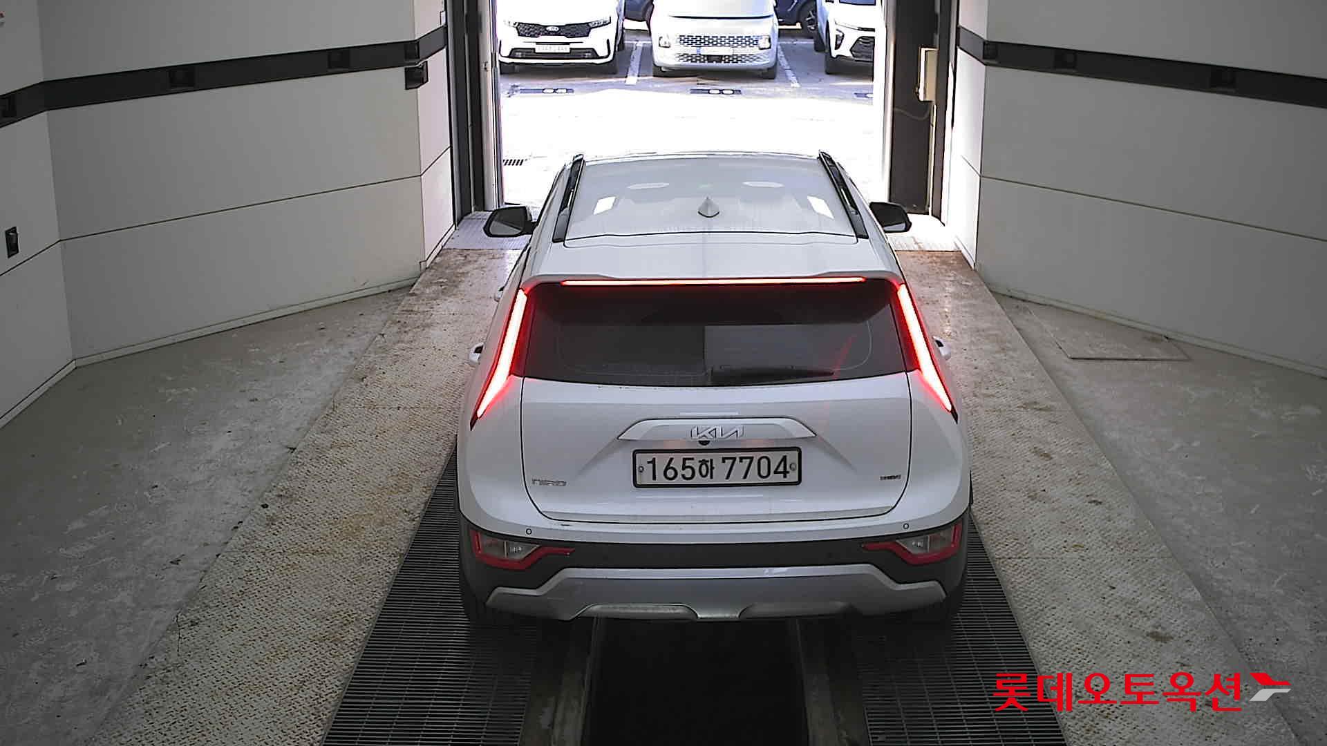 Kia Niro Hybrid 2022 Snow White Pearl (optional) из Кореи, фото 5