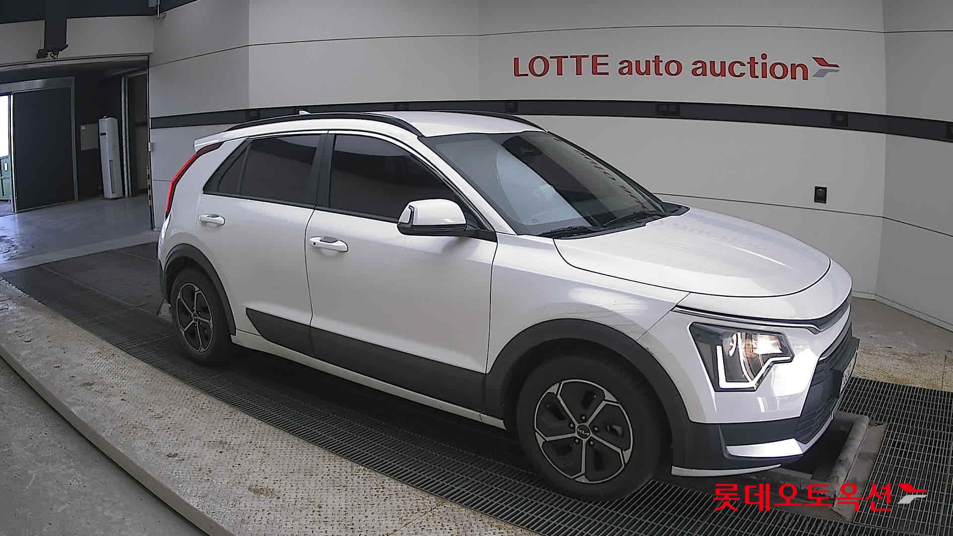 Kia Niro Hybrid id 3816423 из Кореи 16