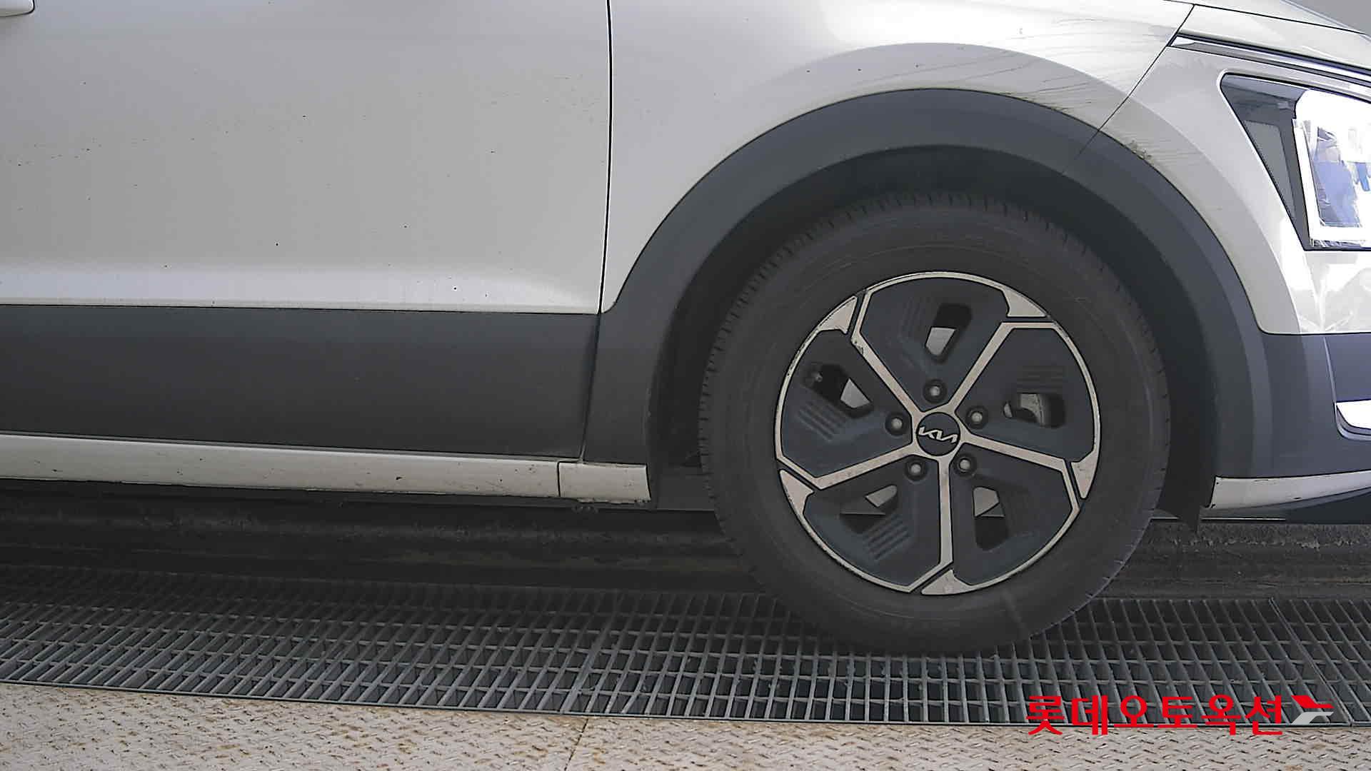 Kia Niro Hybrid id 3816423 из Кореи 23