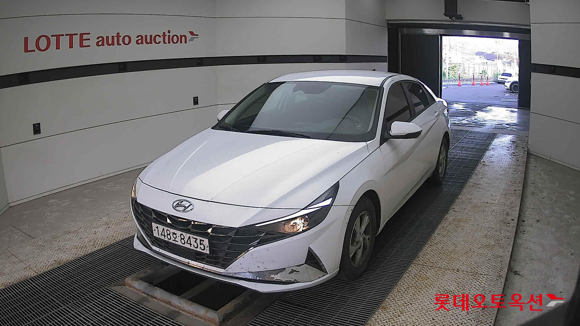 Hyundai Avante 2021 Polar White из Кореи