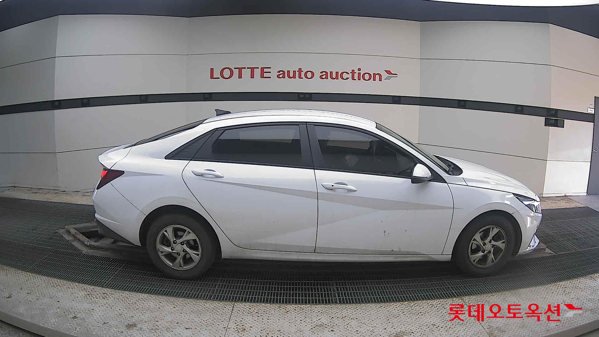 Hyundai Avante 2021 Polar White из Кореи, фото 3