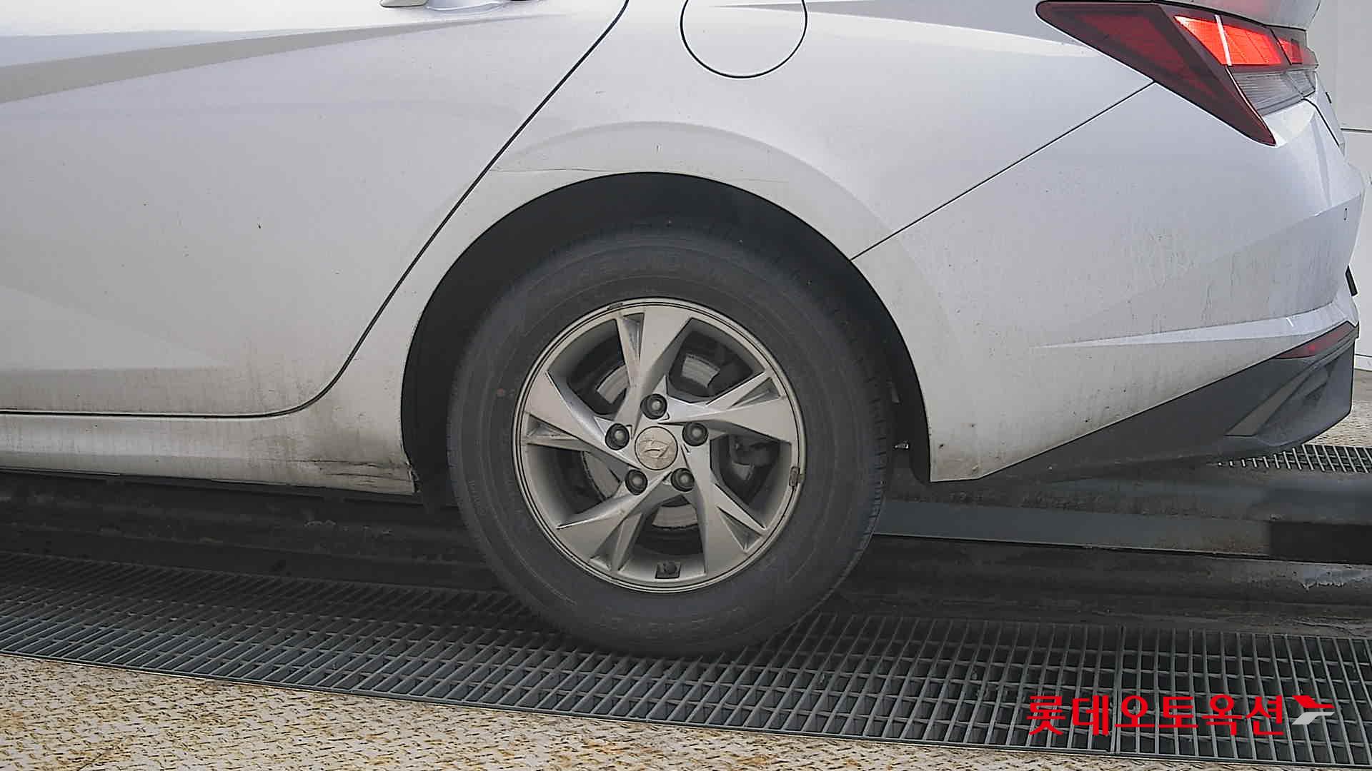 Hyundai Avante id 3822813 из Кореи 22