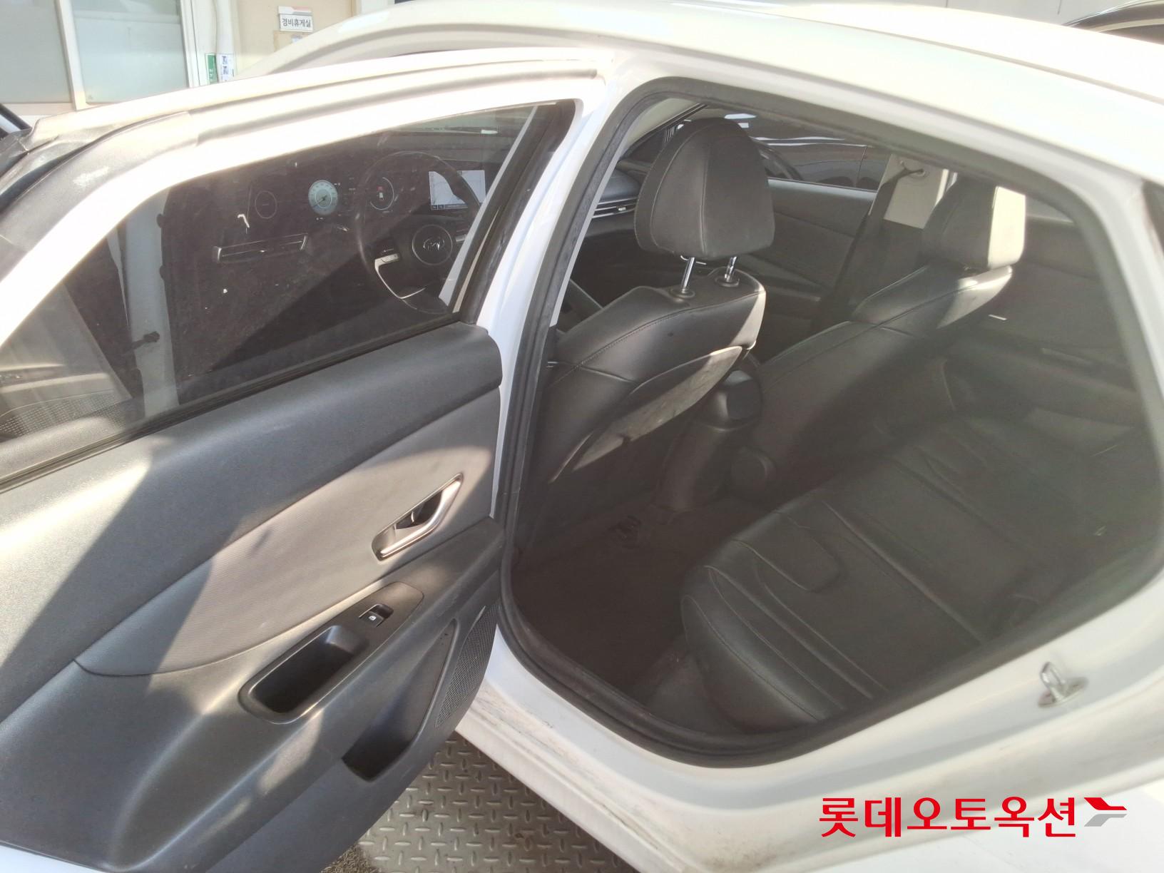 Hyundai Avante id 3822813 из Кореи 36