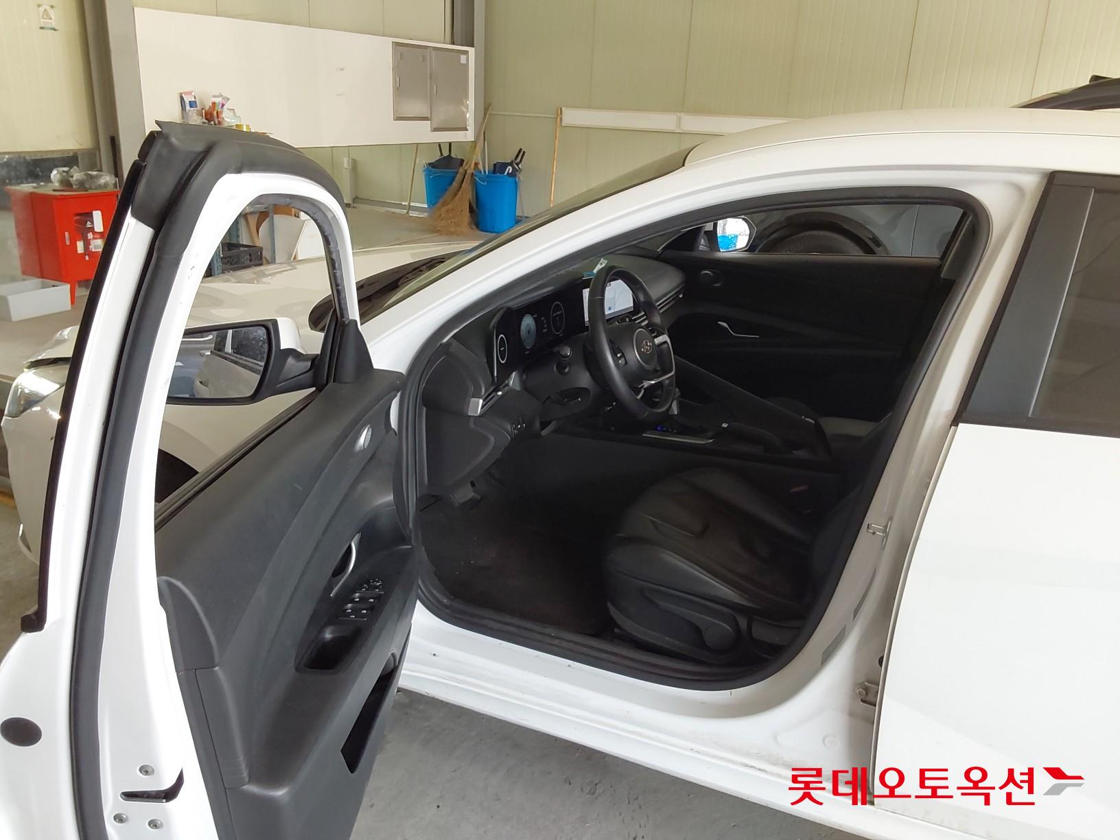 Hyundai Avante id 3822840 из Кореи 36