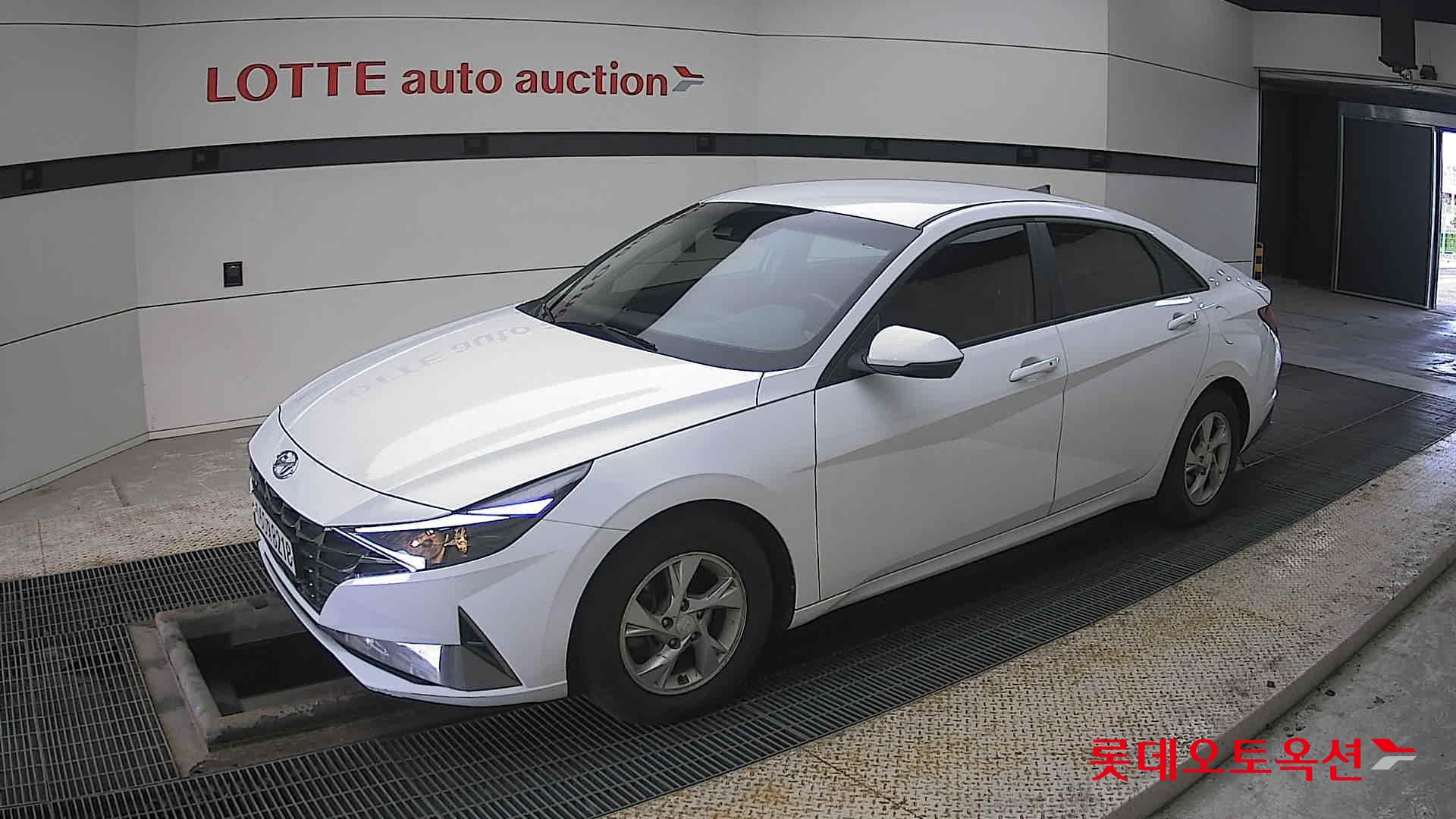 Hyundai Avante id 3816351 из Кореи 13