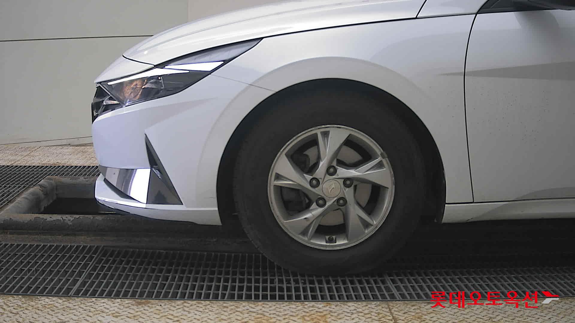 Hyundai Avante id 3816351 из Кореи 21