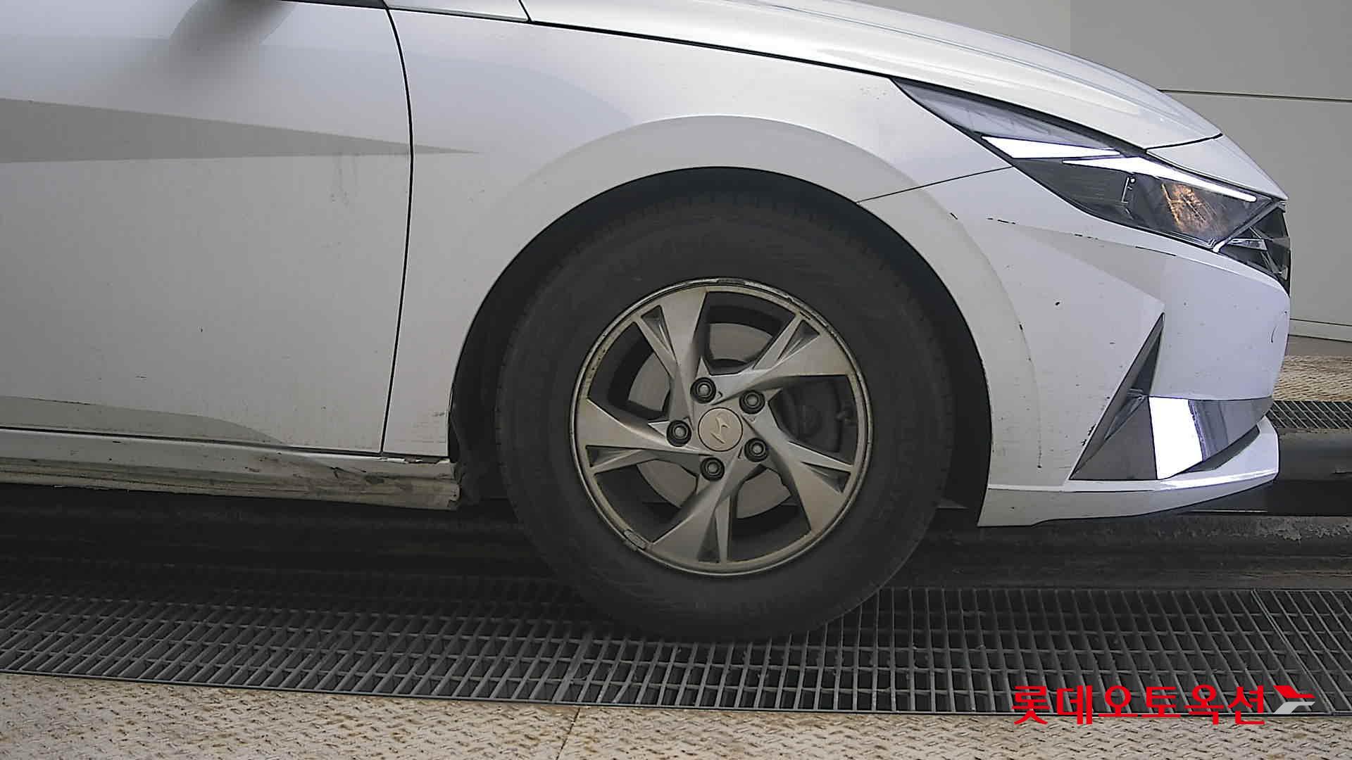 Hyundai Avante id 3816351 из Кореи 23