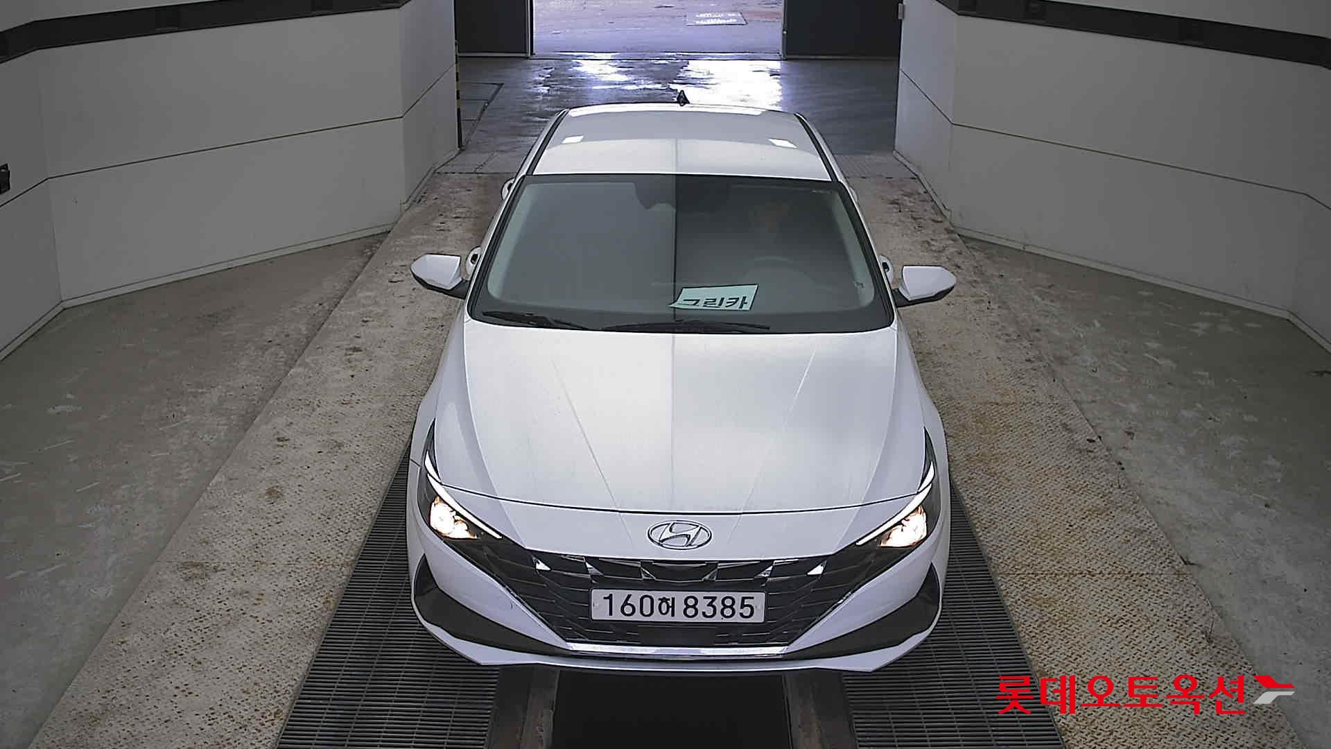 Hyundai Avante id 3816353 из Кореи 8