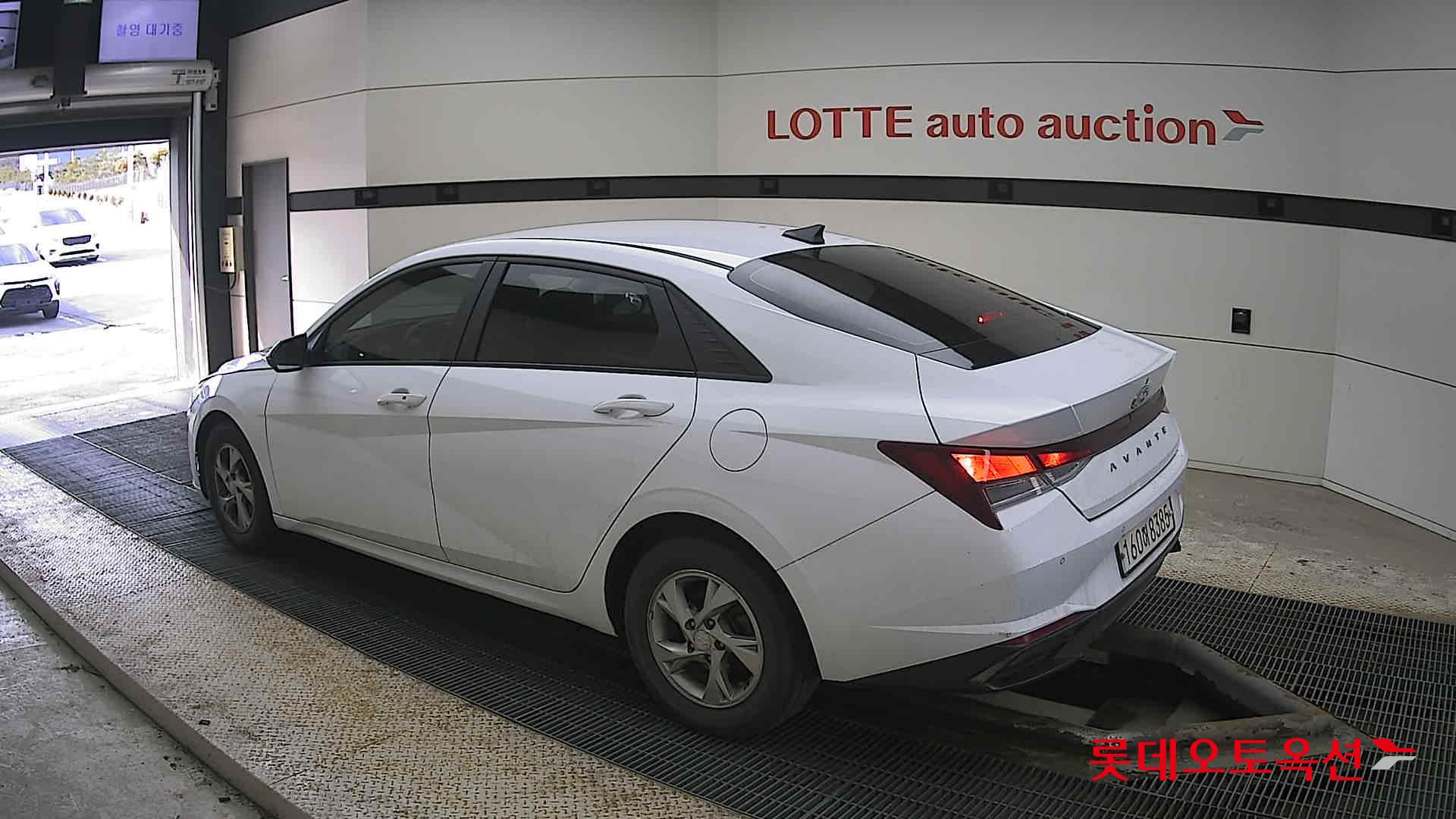 Hyundai Avante id 3816353 из Кореи 10