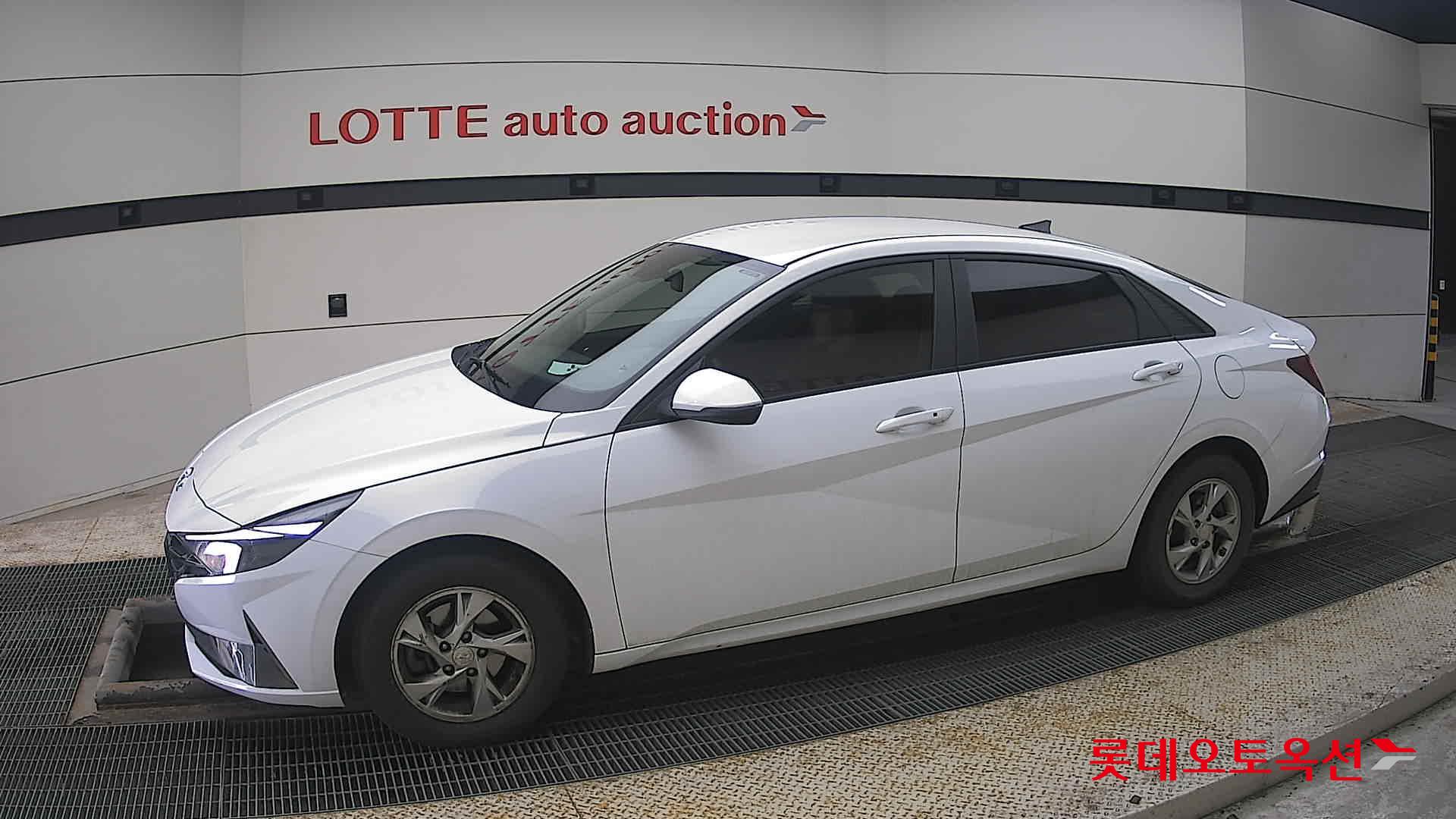 Hyundai Avante id 3816353 из Кореи 12