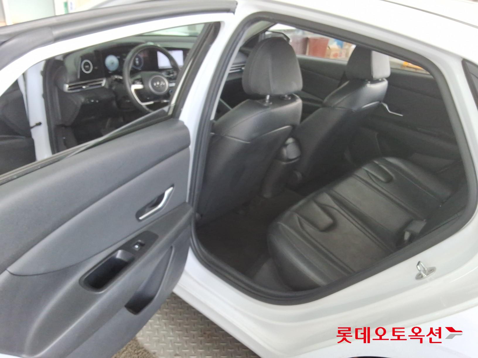 Hyundai Avante id 3816353 из Кореи 36