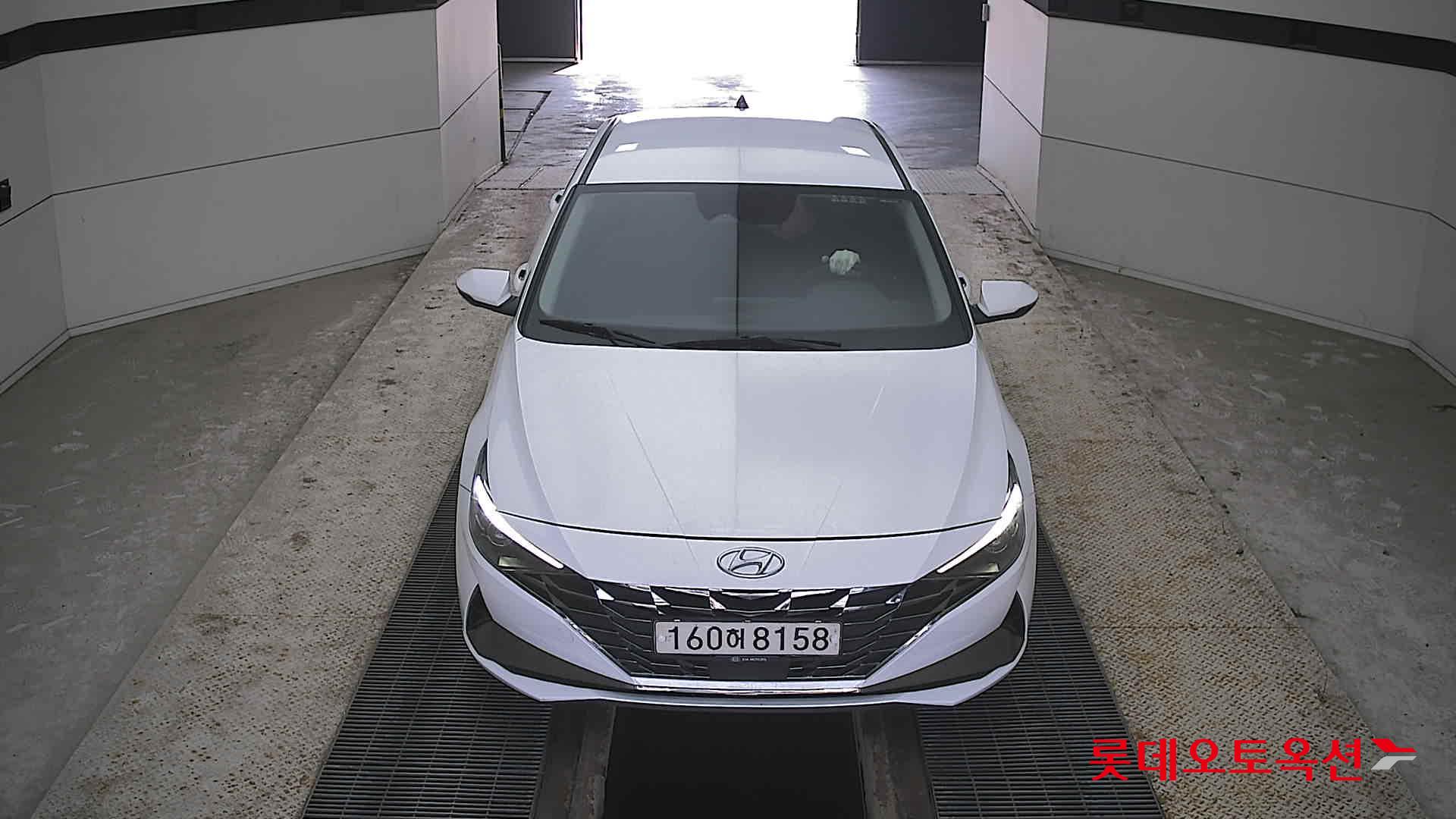 Hyundai Avante id 3822879 из Кореи 8