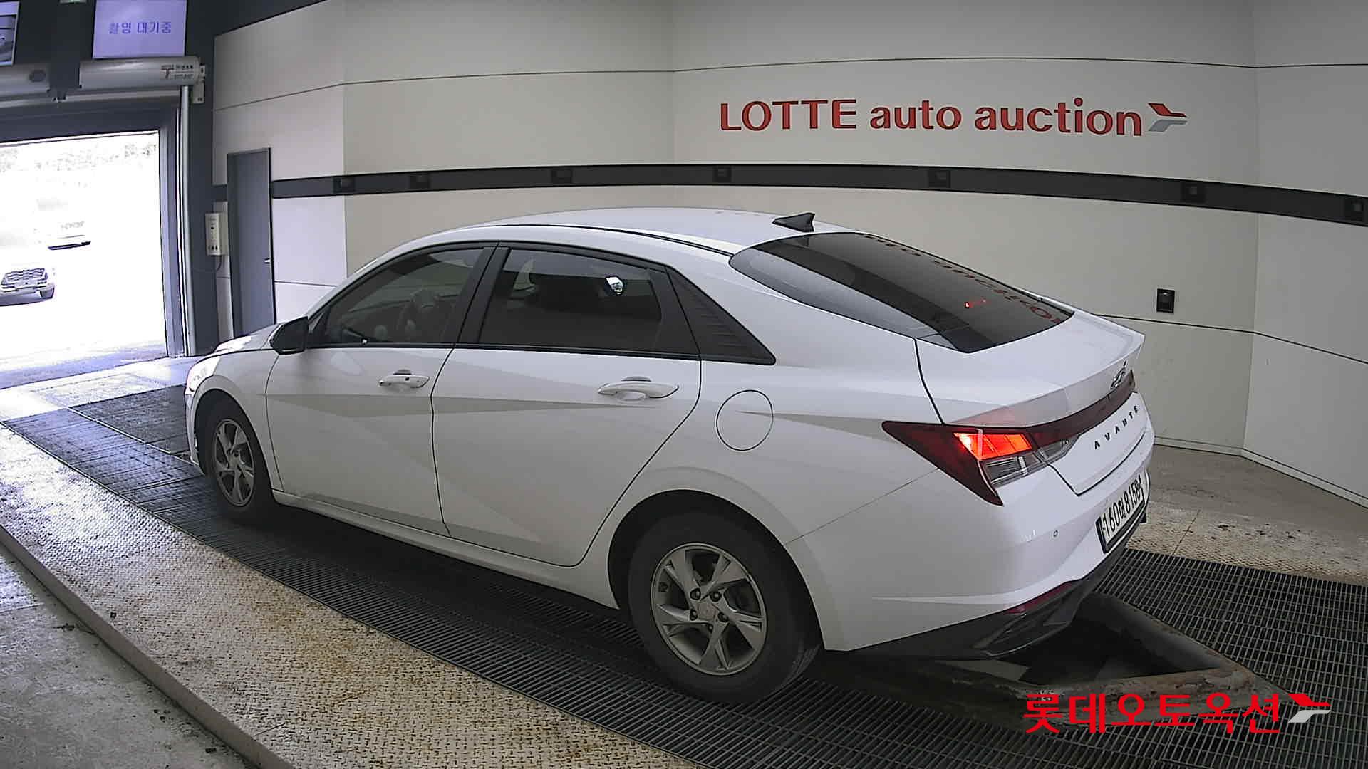 Hyundai Avante id 3822879 из Кореи 10