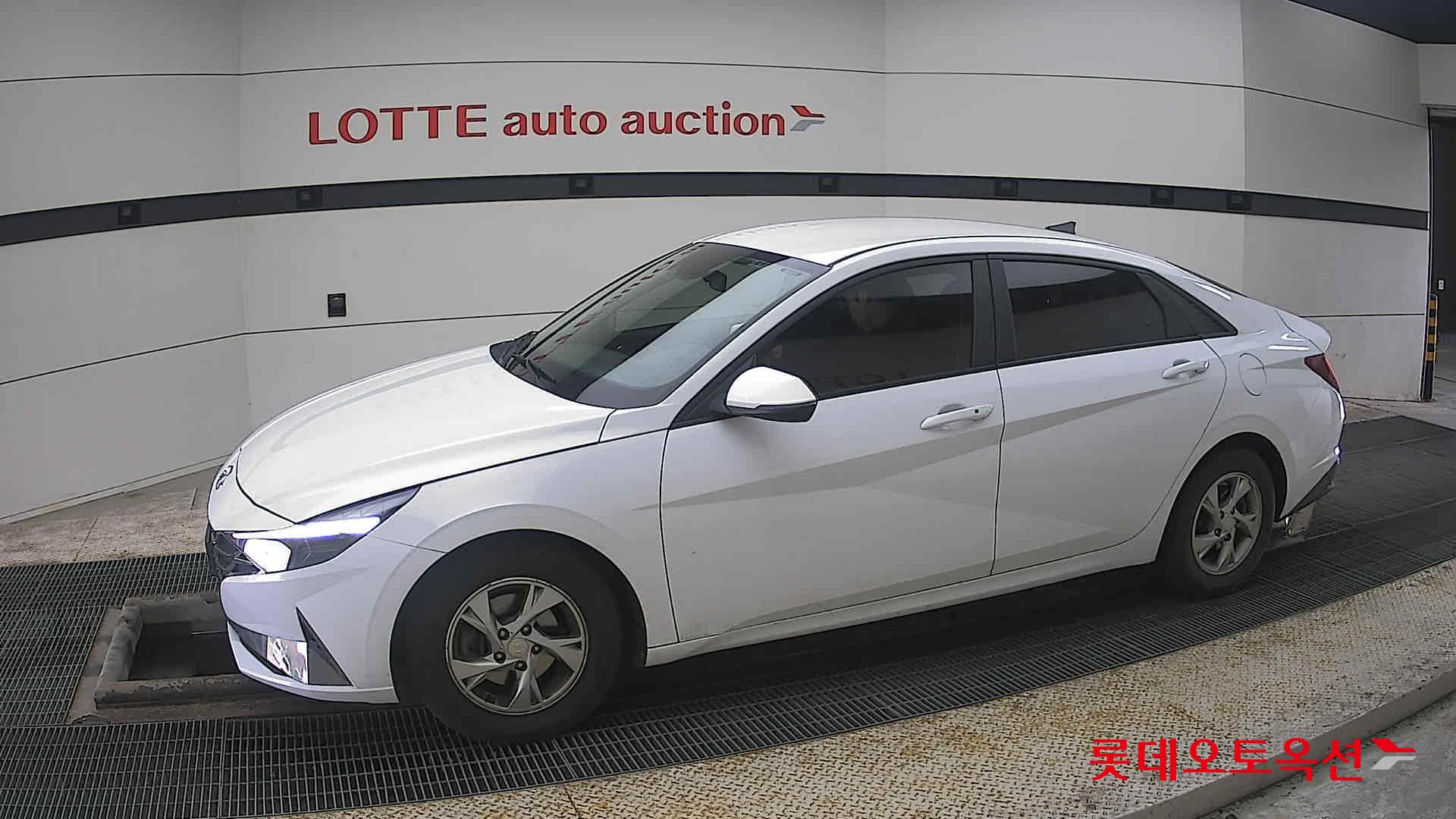 Hyundai Avante id 3822879 из Кореи 12