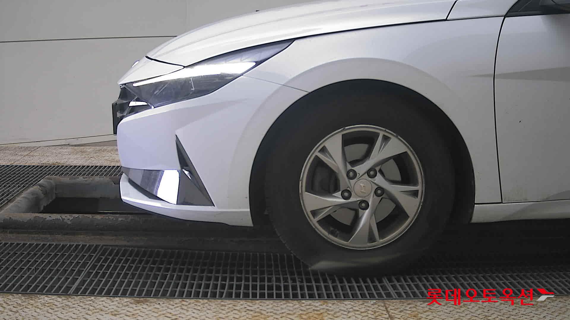 Hyundai Avante id 3822879 из Кореи 21