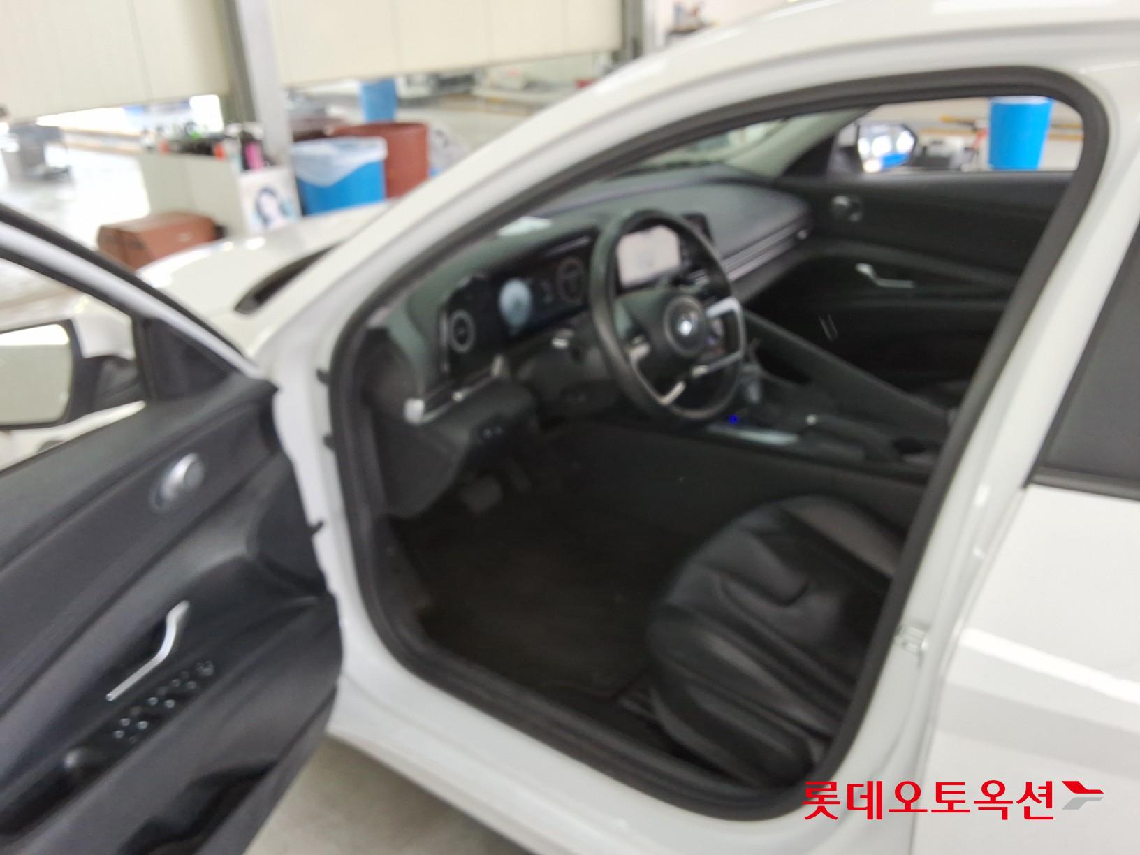 Hyundai Avante id 3822879 из Кореи 34