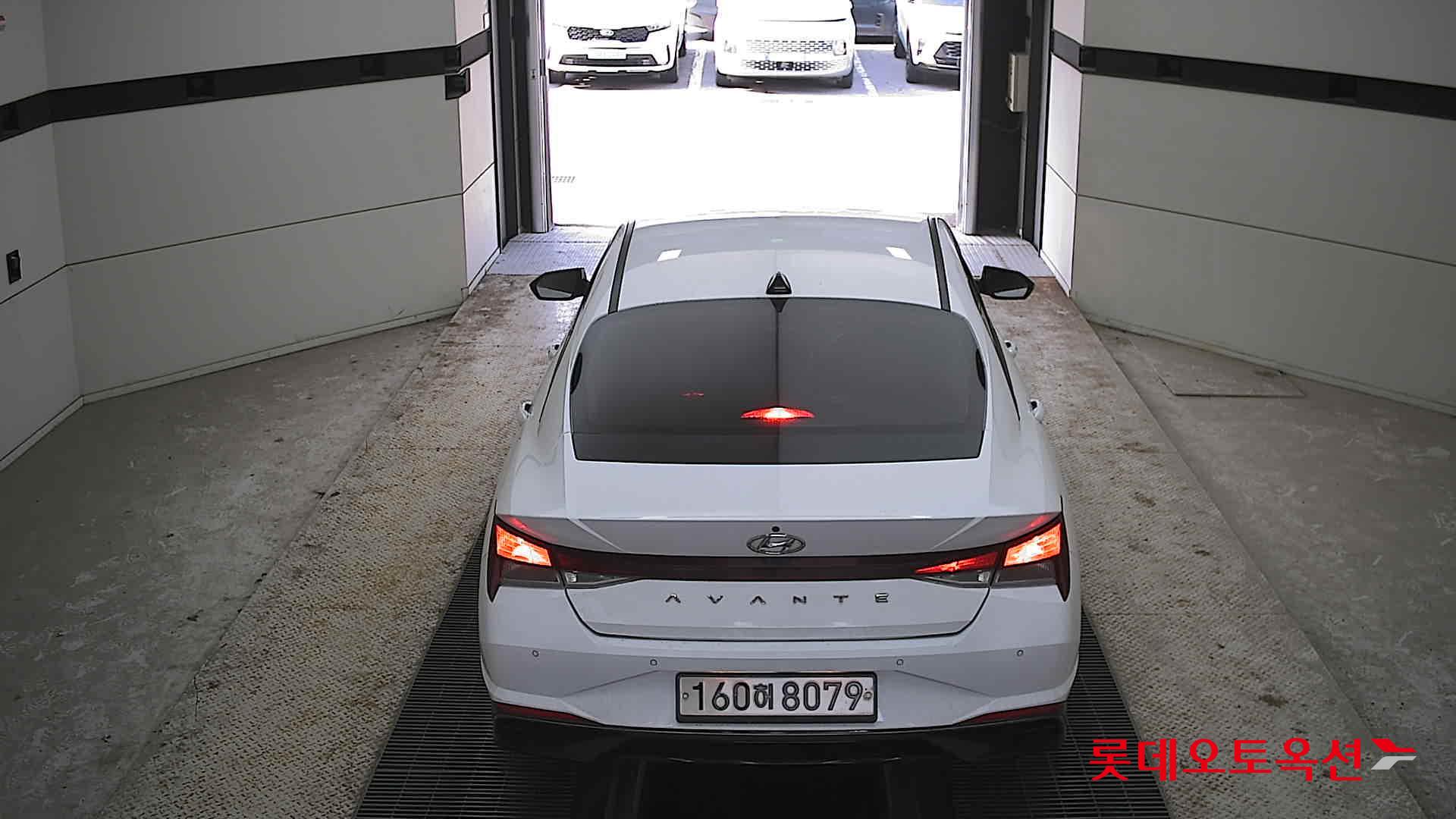 Hyundai Avante 2021 Polar White из Кореи, фото 5