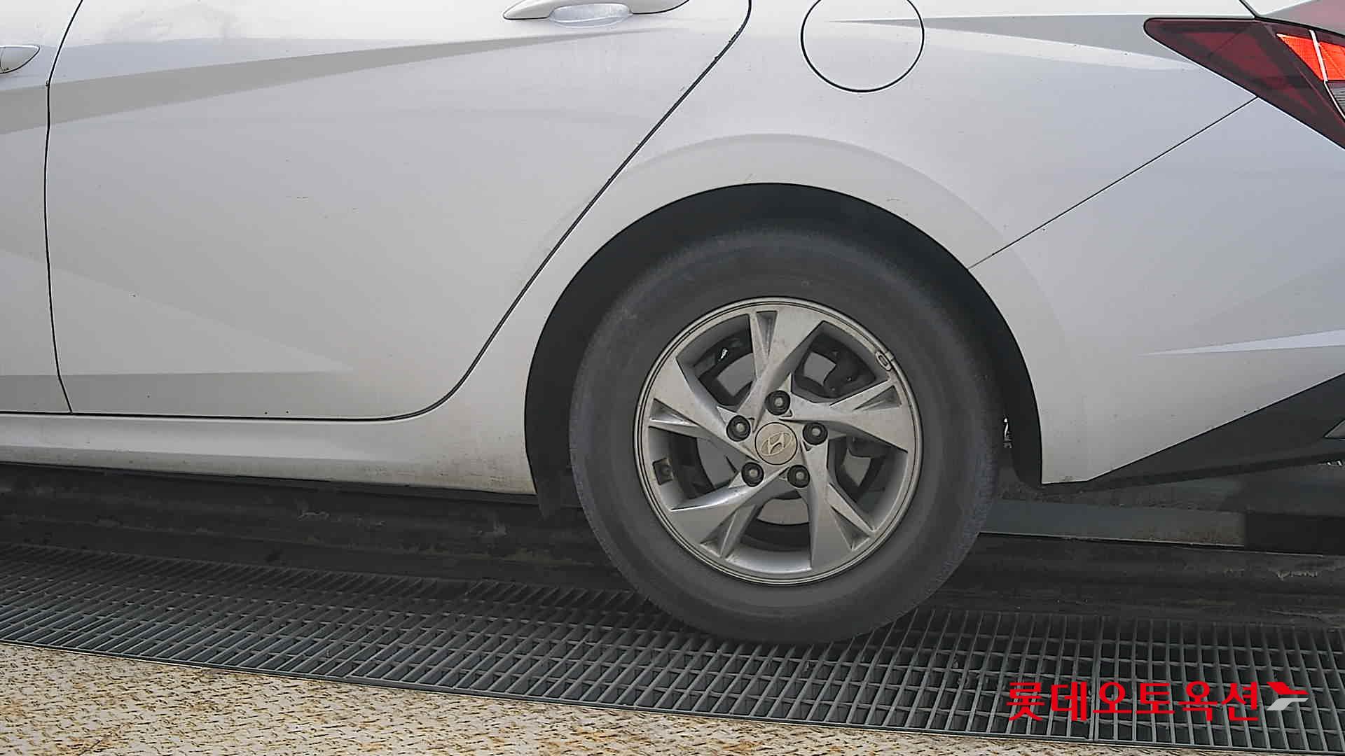 Hyundai Avante id 3822832 из Кореи 22