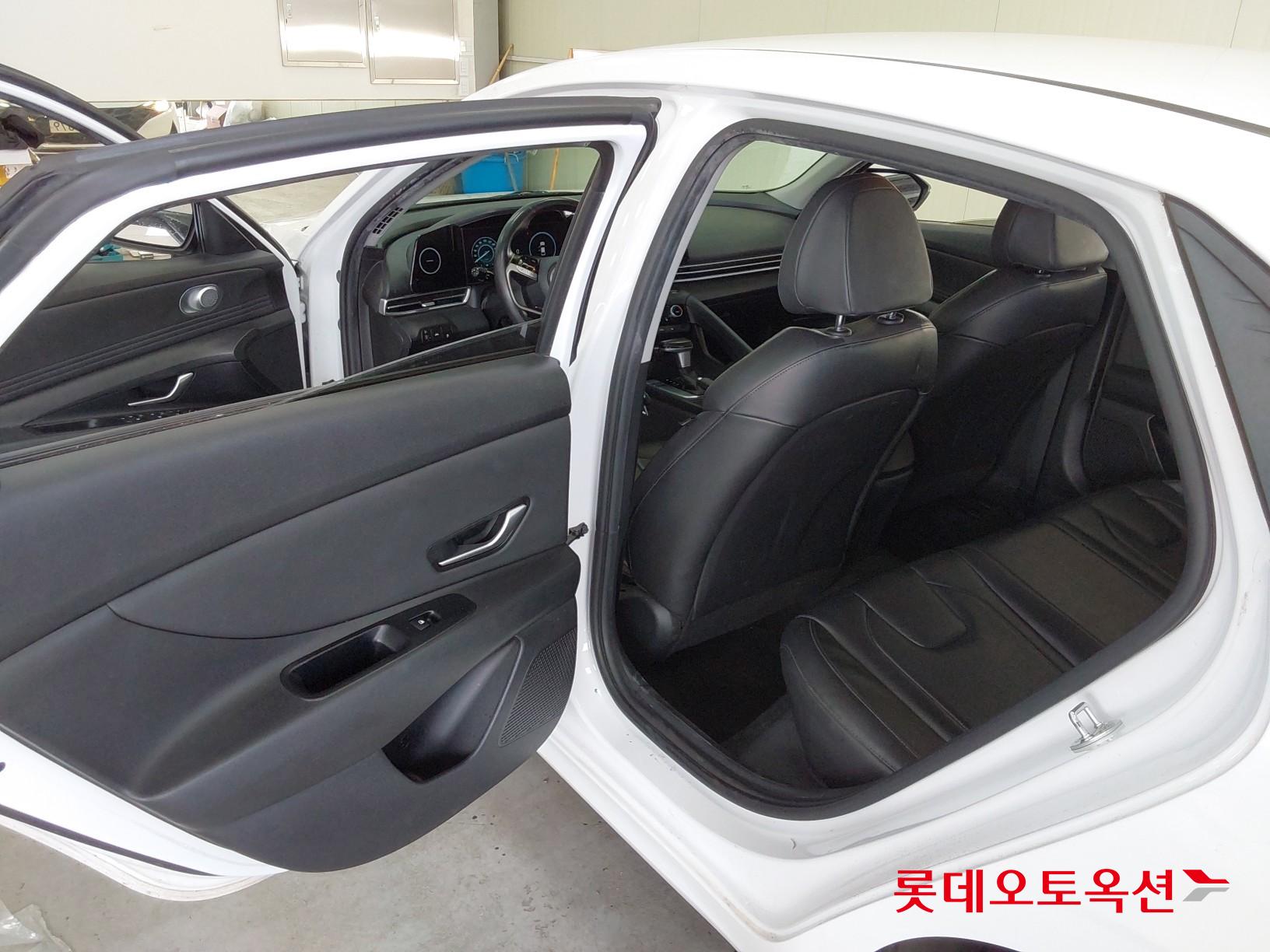 Hyundai Avante id 3822832 из Кореи 36