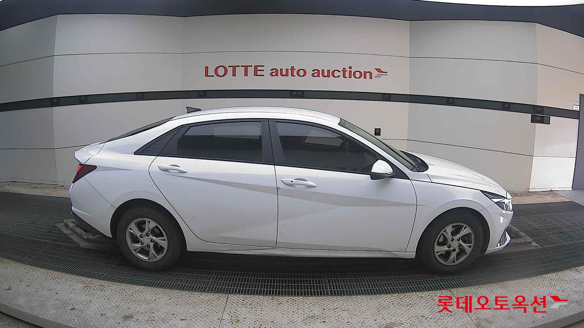 Hyundai Avante 2021 Polar White из Кореи, фото 3