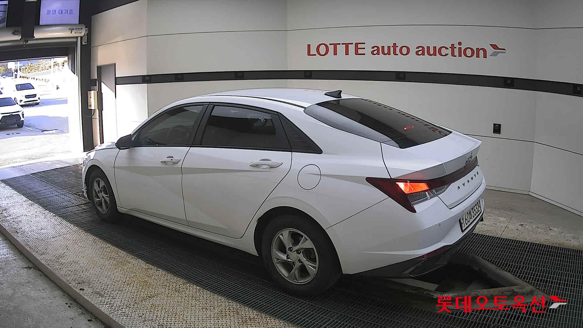 Hyundai Avante id 3822805 из Кореи 10