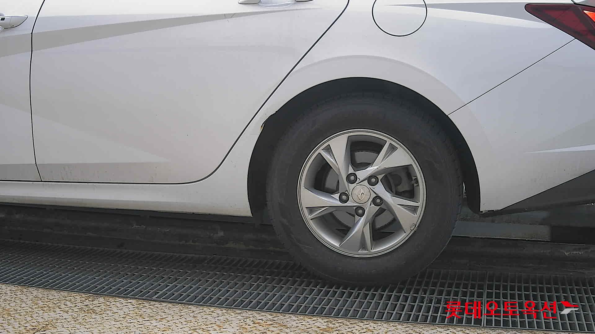 Hyundai Avante id 3822805 из Кореи 22