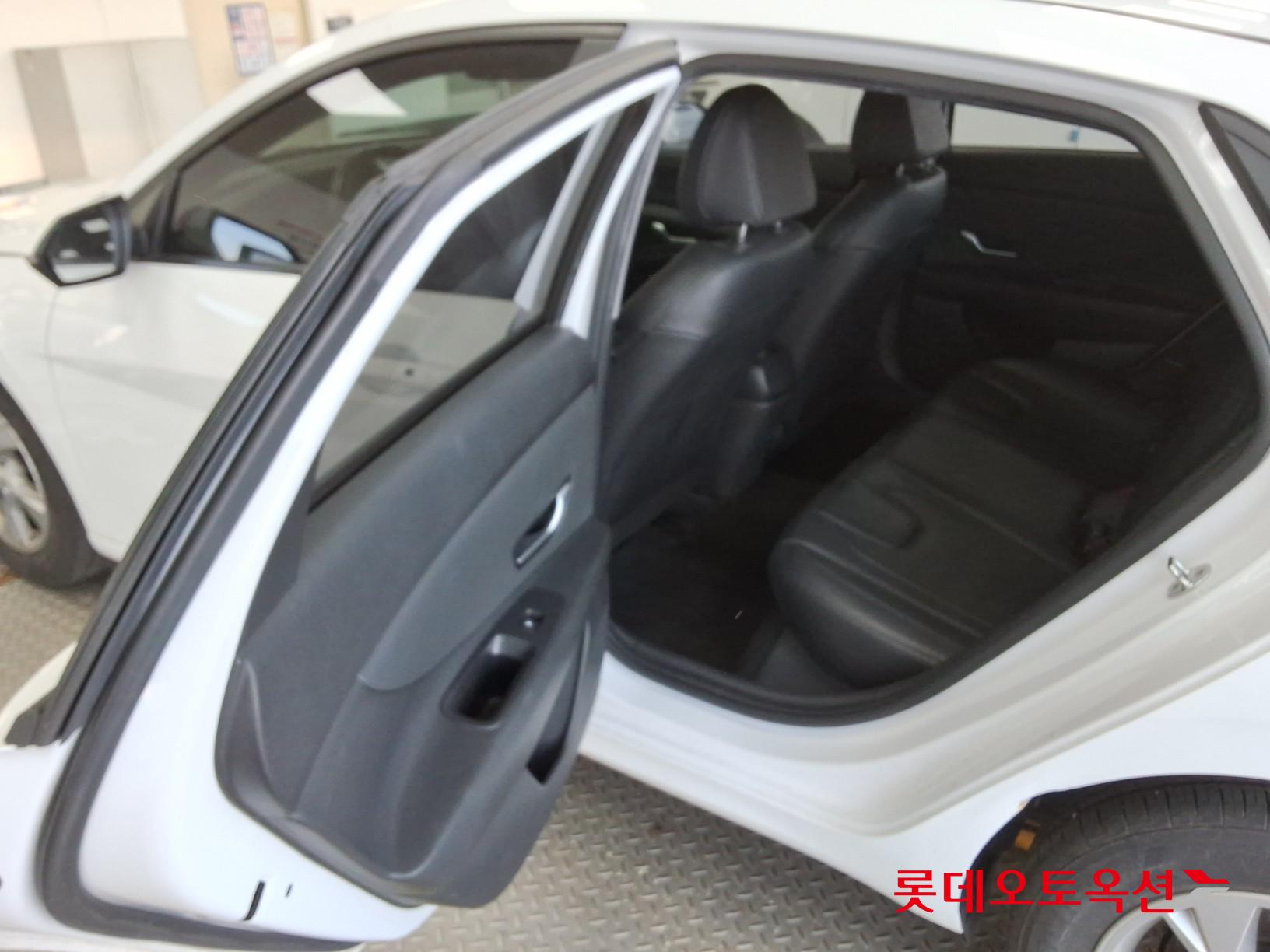 Hyundai Avante id 3822805 из Кореи 36