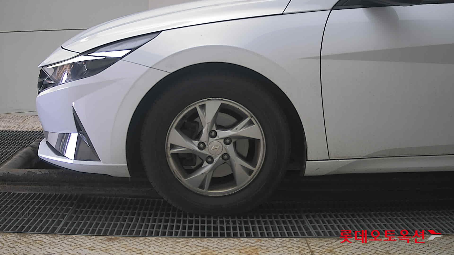 Hyundai Avante id 3816436 из Кореи 21