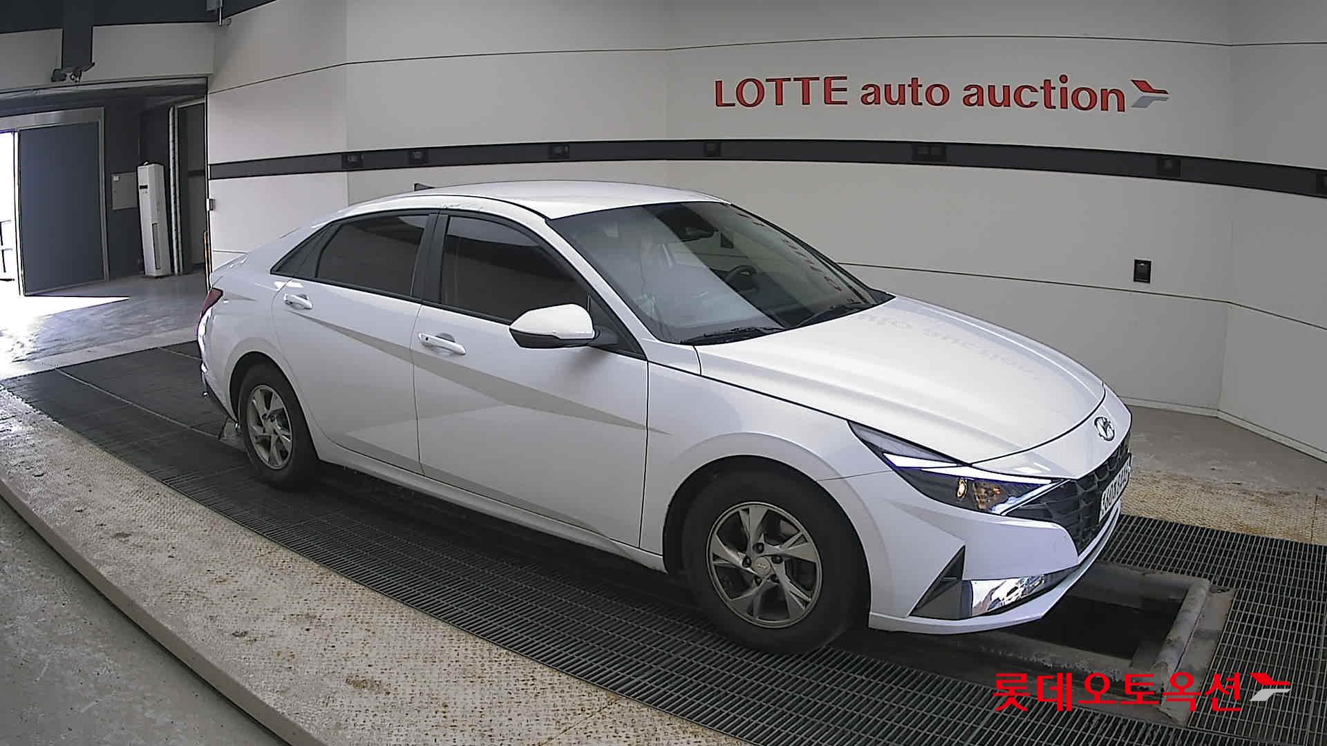 Hyundai Avante id 3822876 из Кореи 16