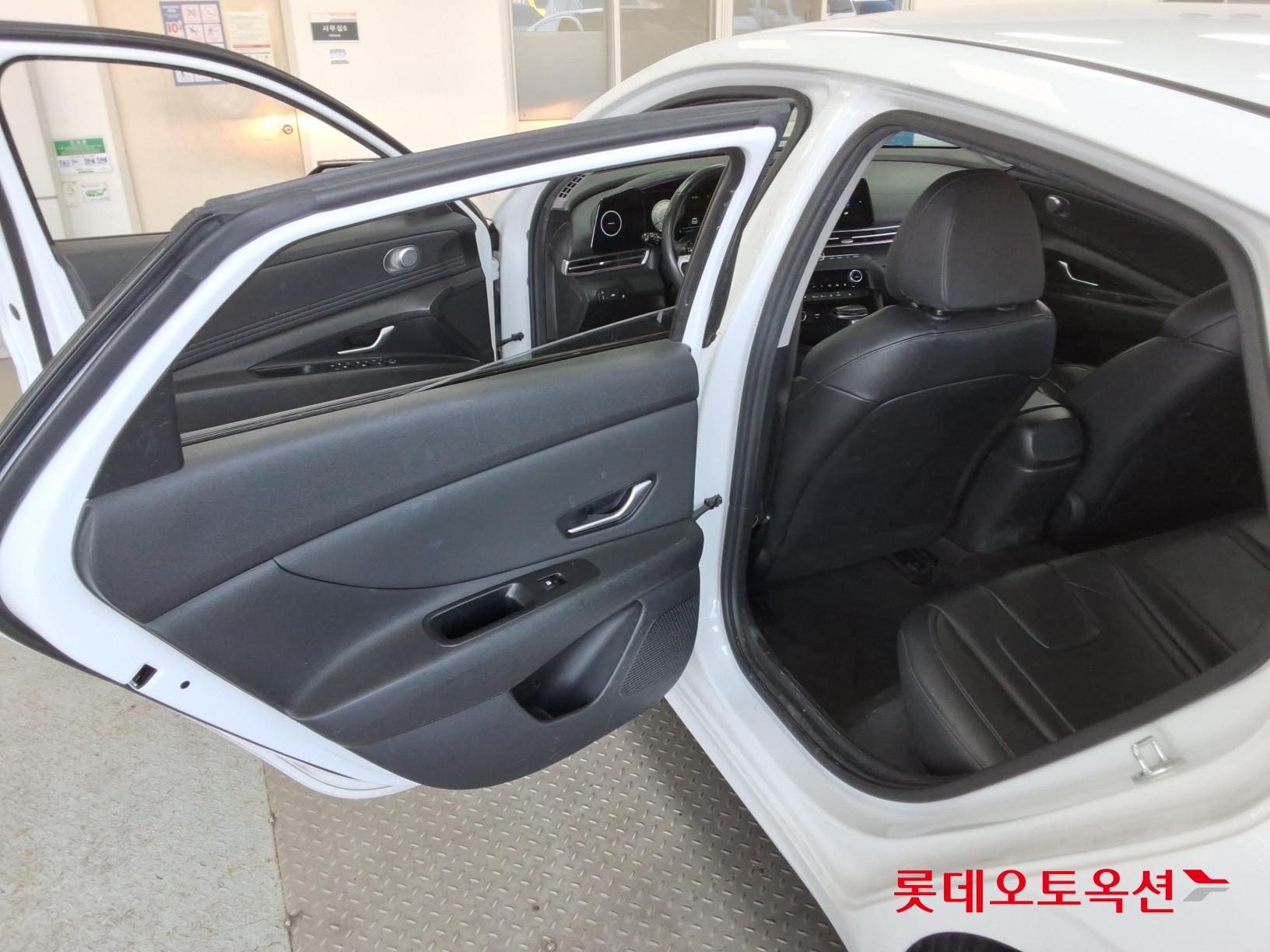 Hyundai Avante id 3822876 из Кореи 36