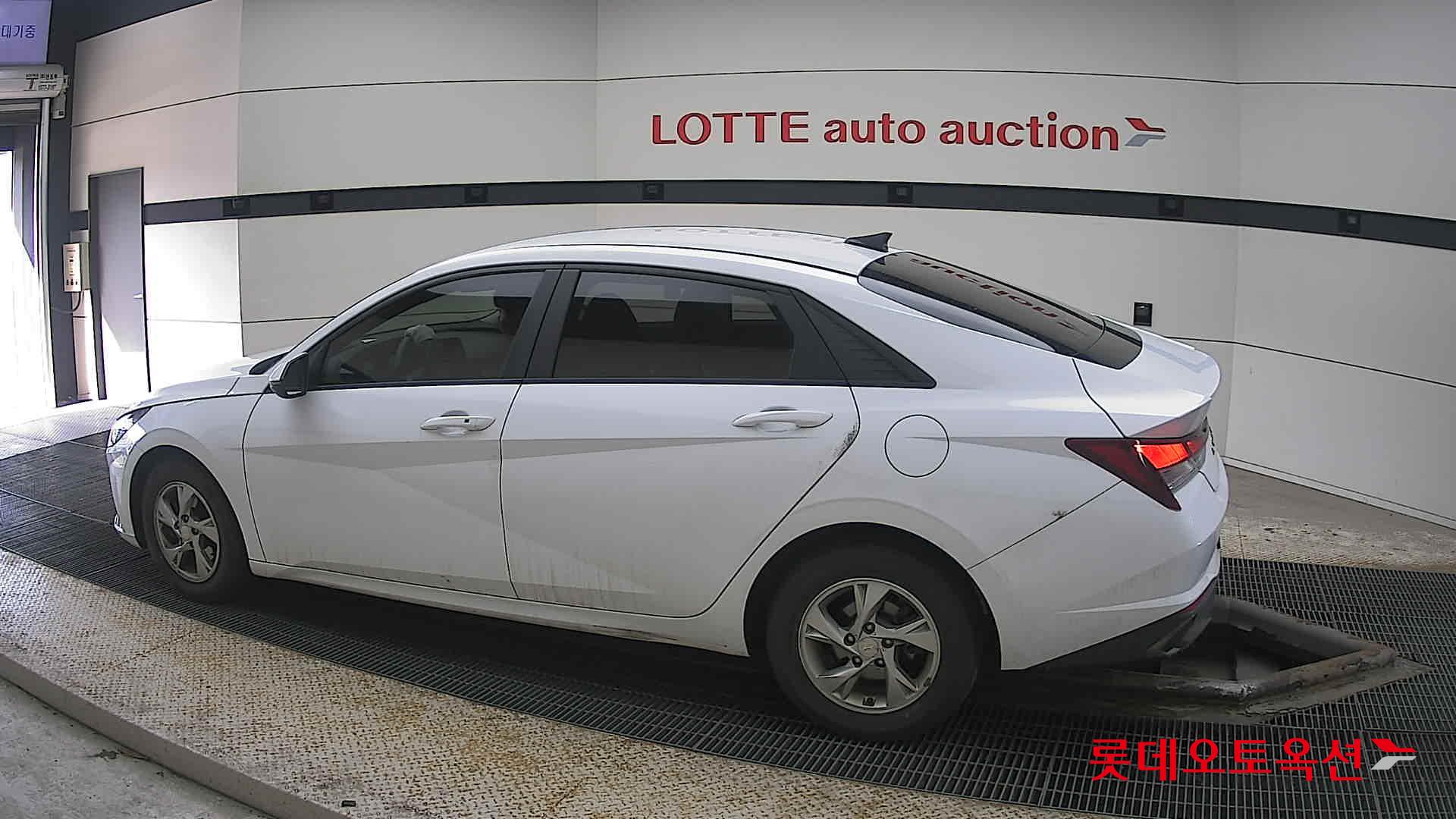 Hyundai Avante id 3816323 из Кореи 11