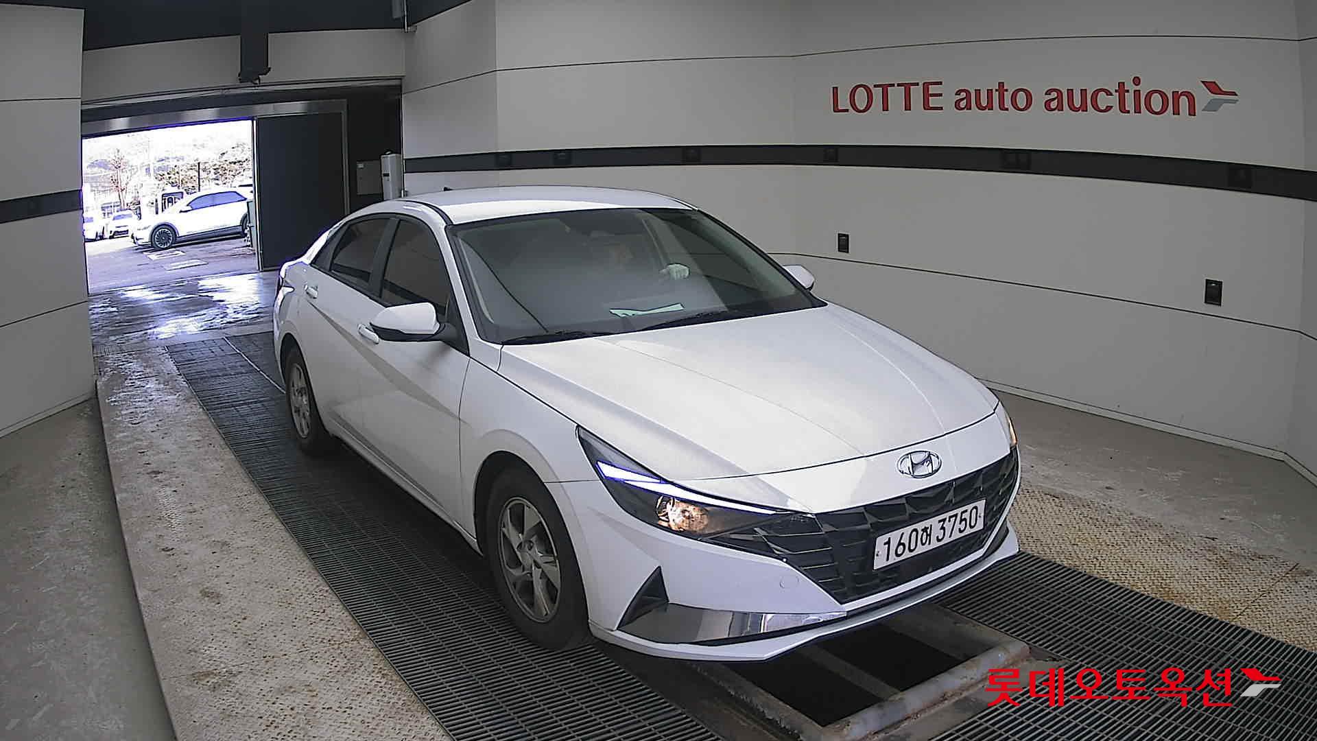 Hyundai Avante id 3816323 из Кореи 15