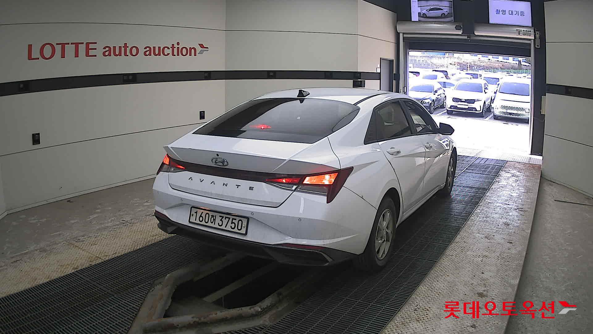 Hyundai Avante id 3816323 из Кореи 20