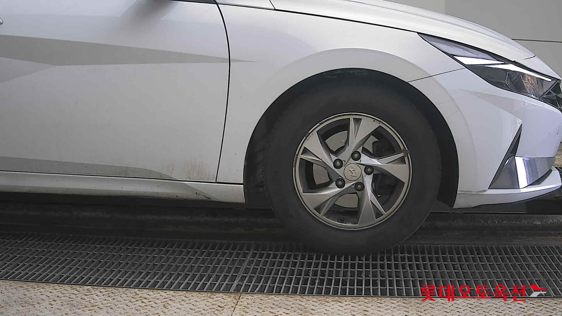 Hyundai Avante id 3816323 из Кореи 23