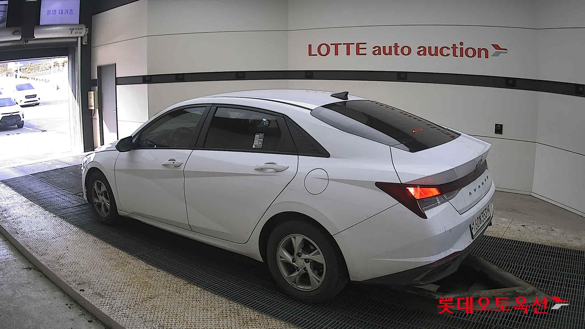 Hyundai Avante id 3816326 из Кореи 10