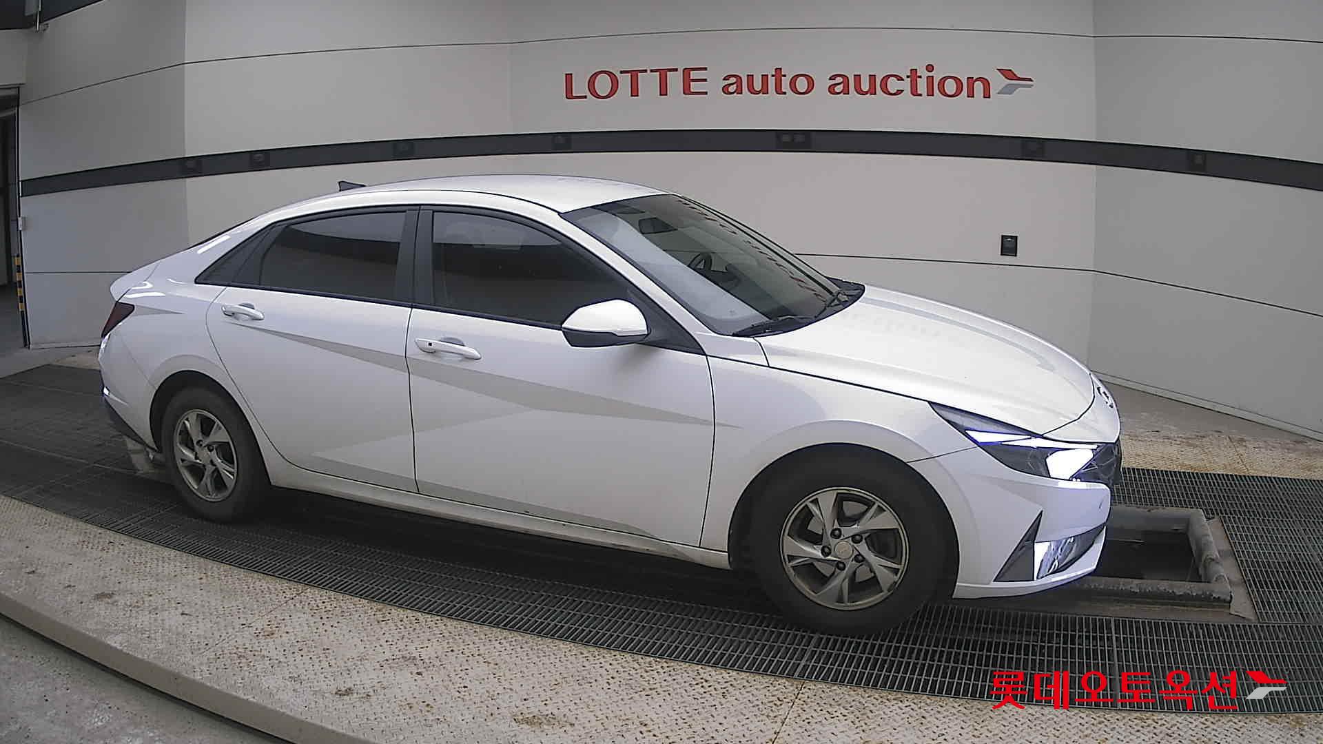 Hyundai Avante id 3816326 из Кореи 17