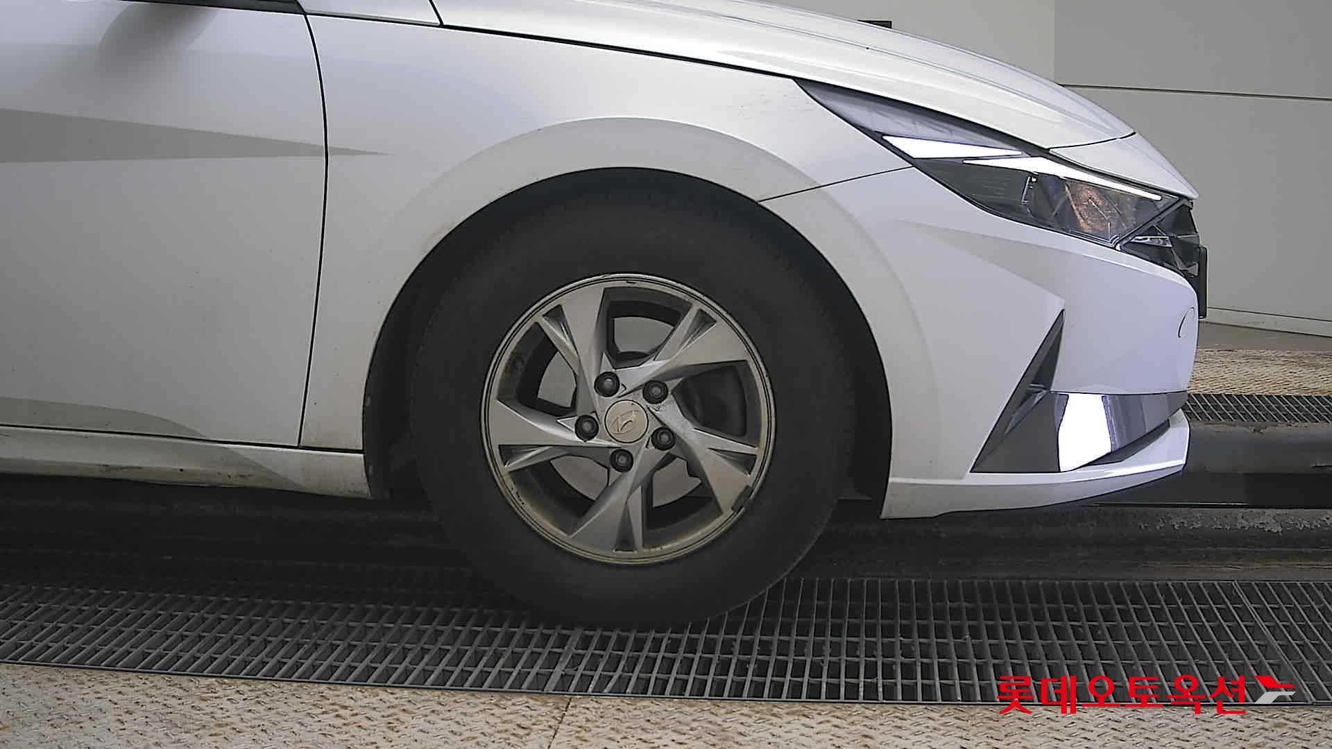 Hyundai Avante id 3816326 из Кореи 23