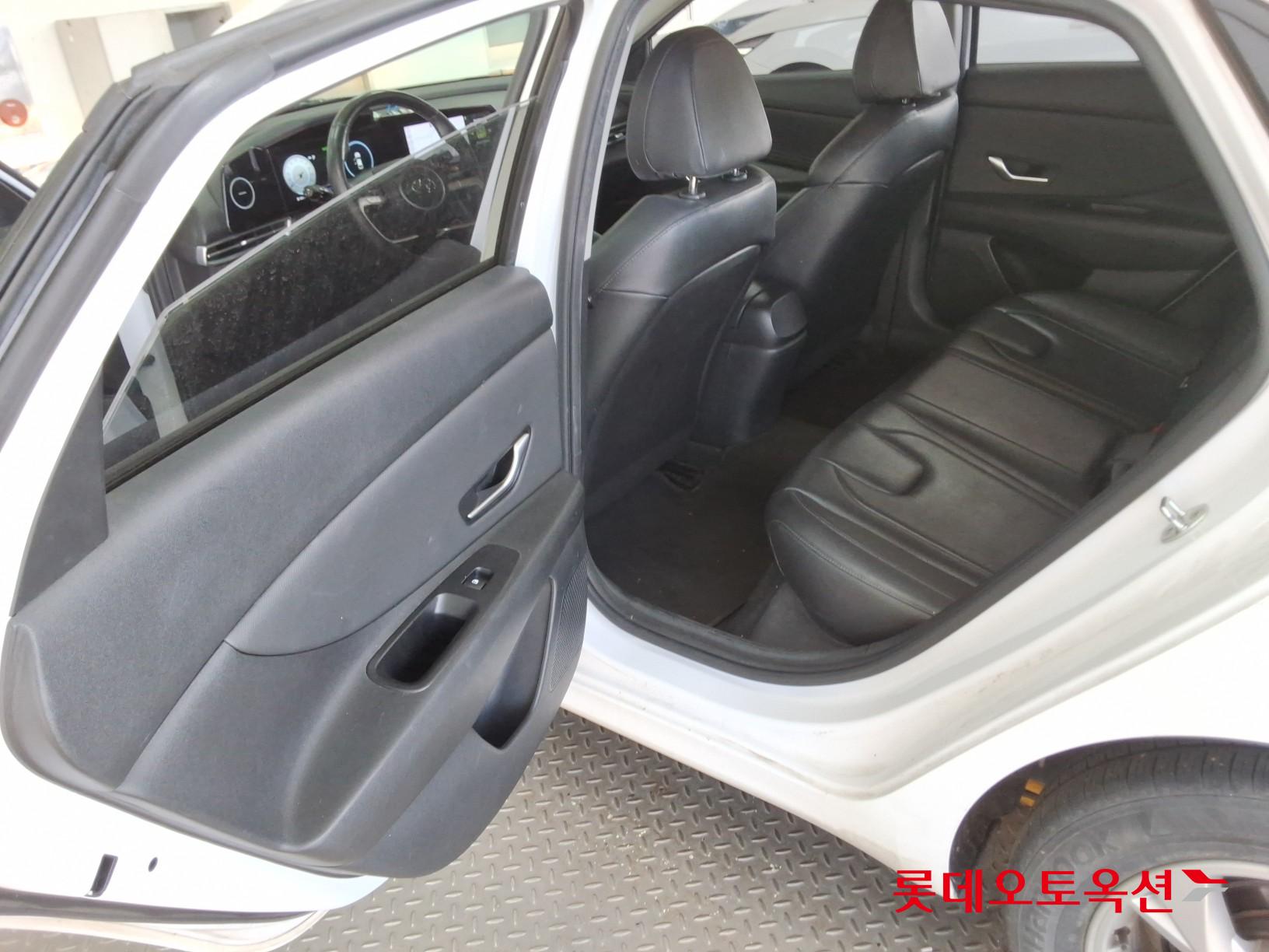 Hyundai Avante id 3816326 из Кореи 36