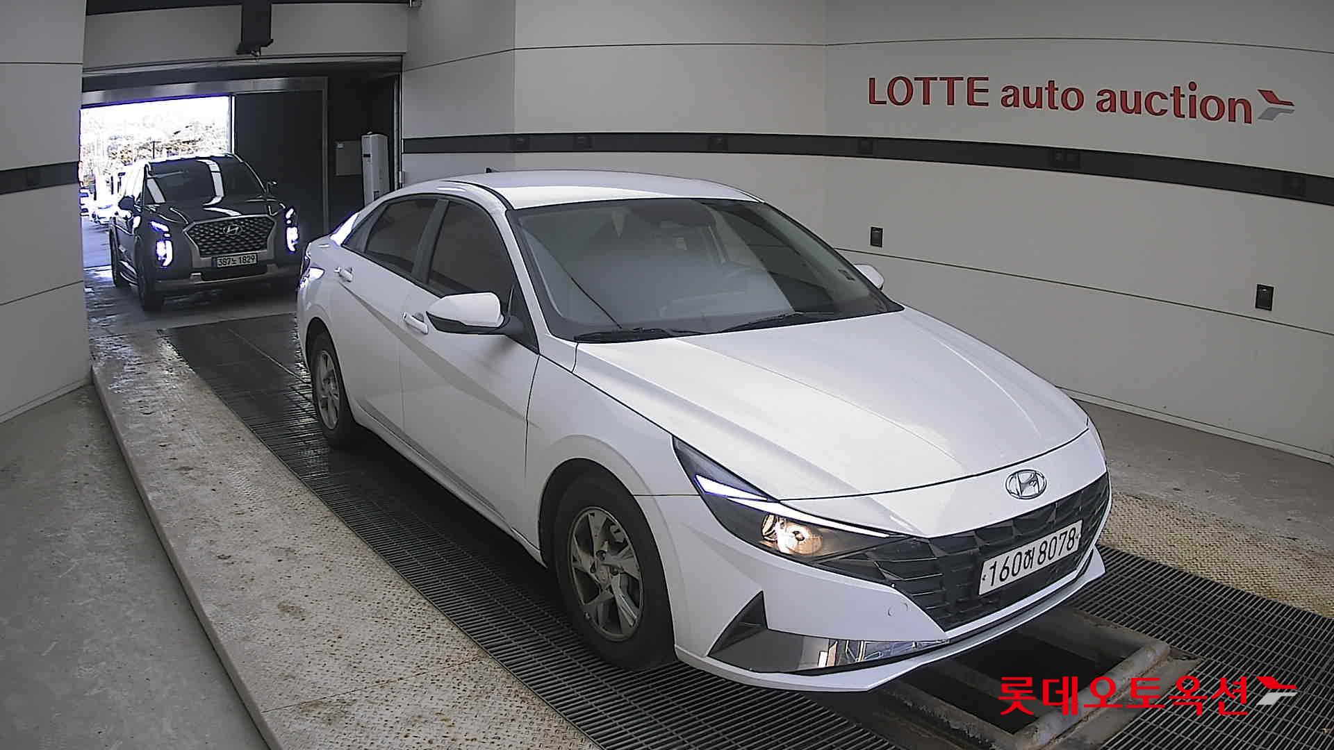 Hyundai Avante 2021 Polar White из Кореи, фото 2