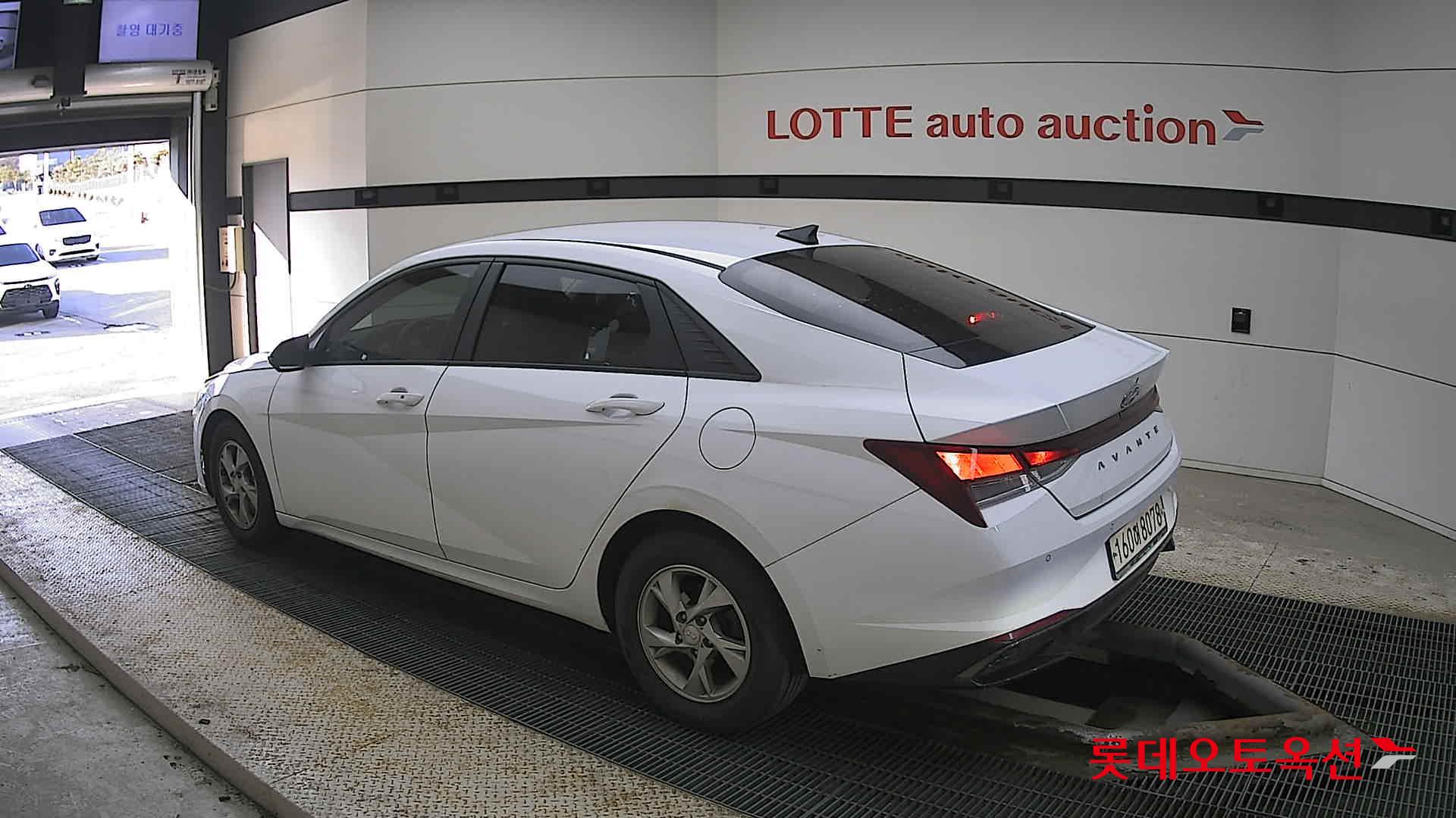 Hyundai Avante id 3816343 из Кореи 10