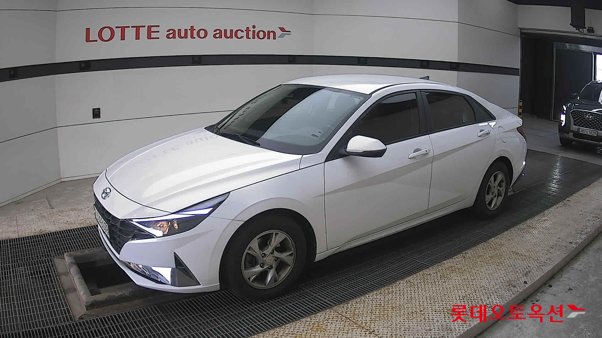 Hyundai Avante id 3816343 из Кореи 13