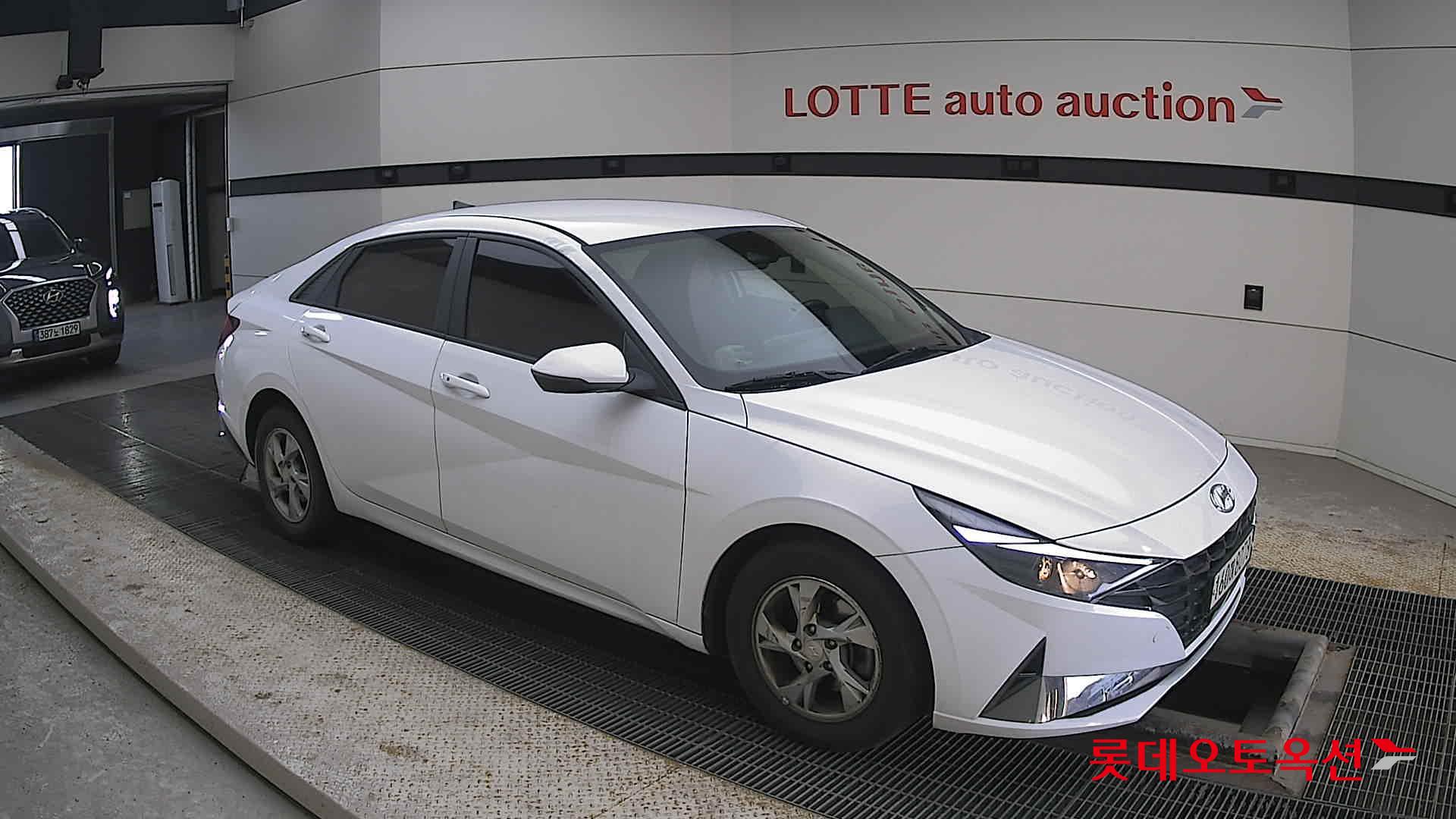 Hyundai Avante id 3816343 из Кореи 16