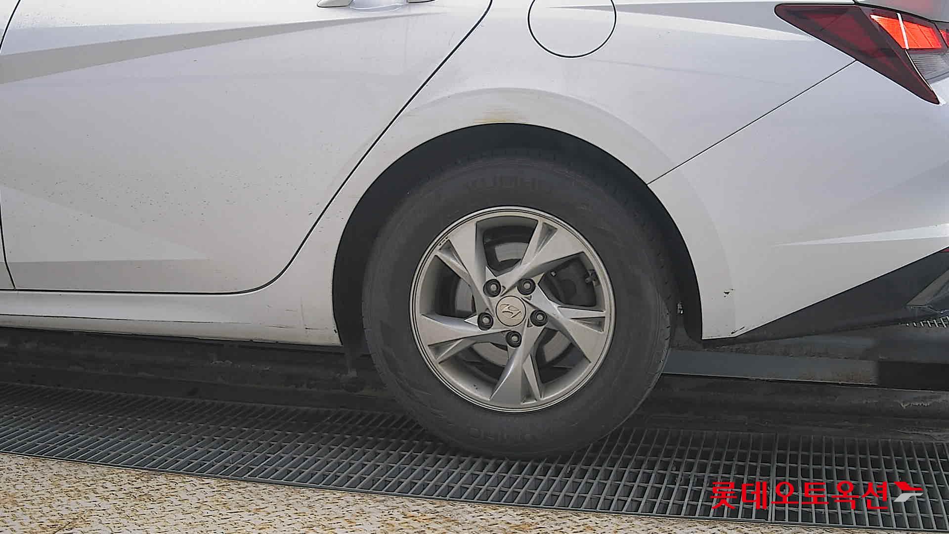 Hyundai Avante id 3816343 из Кореи 22