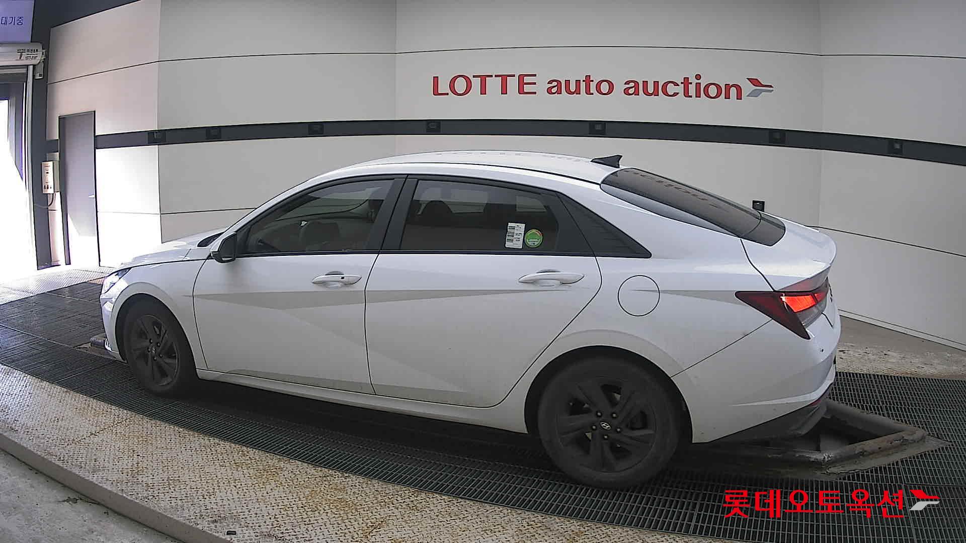 Hyundai Avante Hybrid id 3816325 из Кореи 11