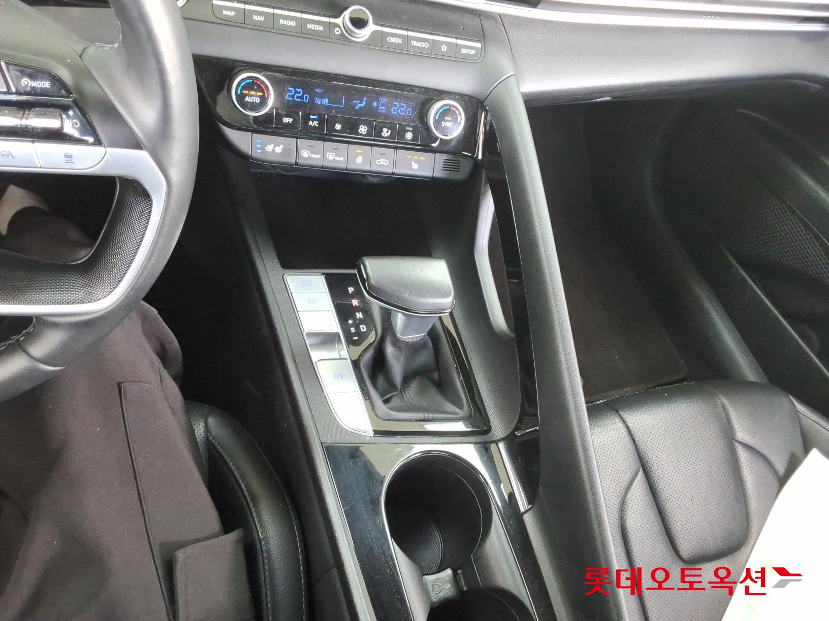 Hyundai Avante Hybrid id 3816325 из Кореи 33