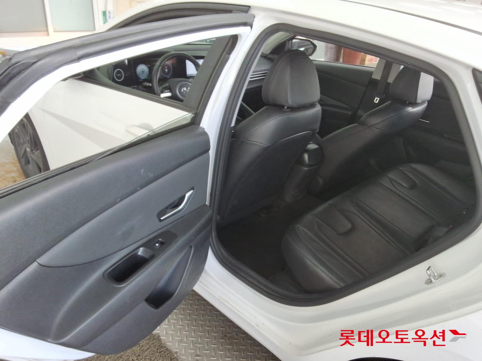 Hyundai Avante Hybrid id 3816325 из Кореи 36