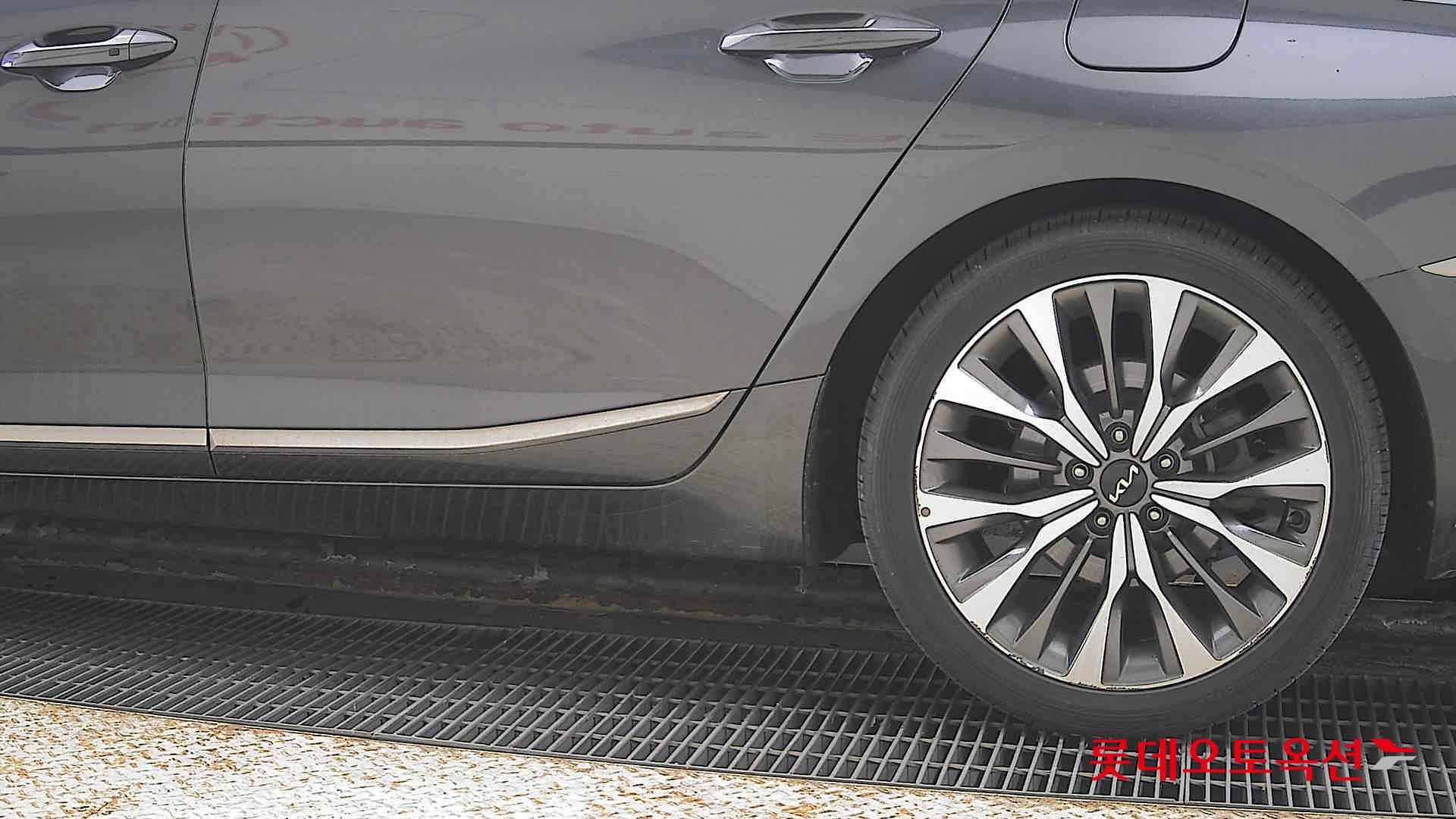 Kia K8 id 3822904 из Кореи 22