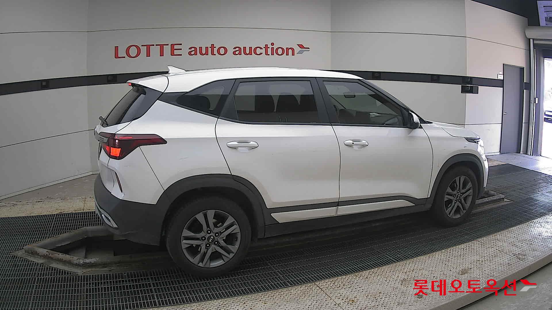 Kia Seltos id 3822910 из Кореи 18