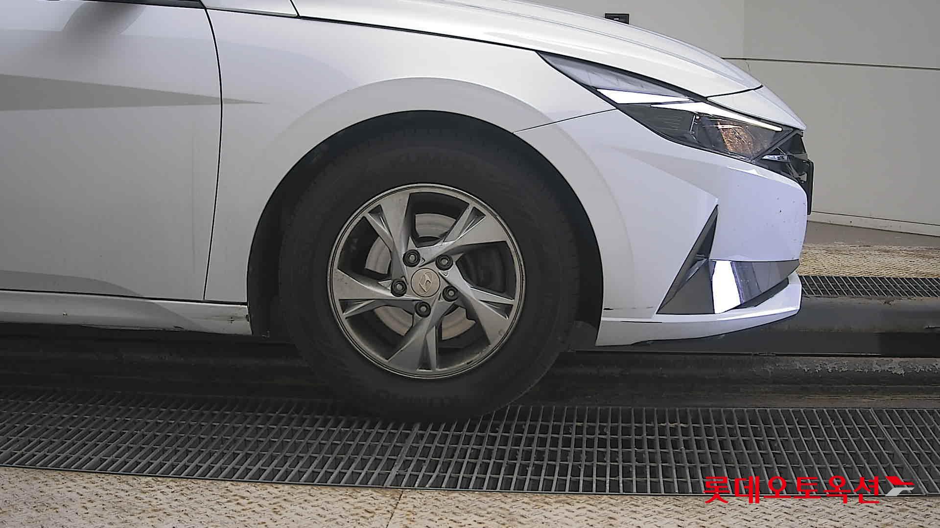 Hyundai Avante id 3822835 из Кореи 23