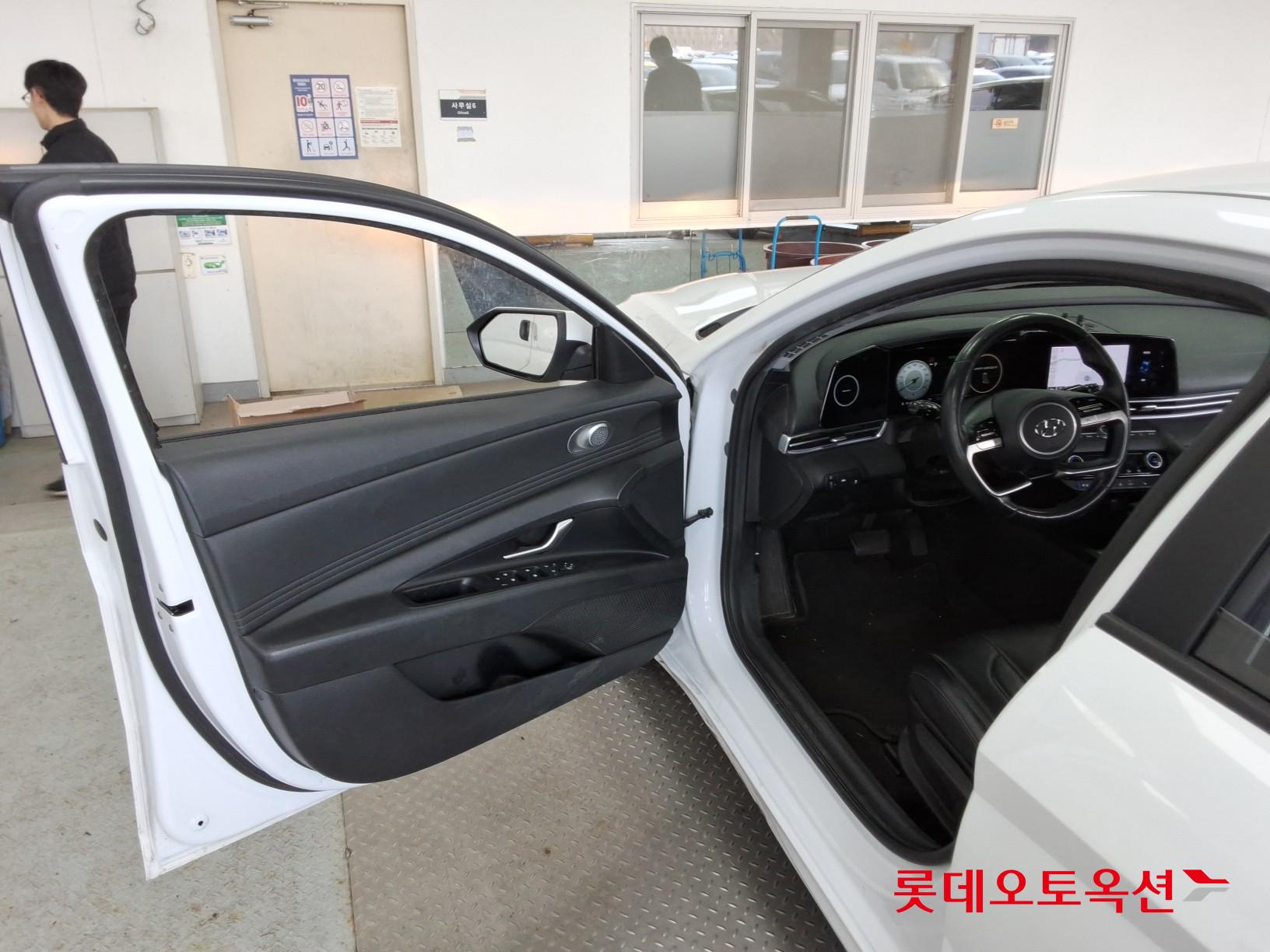 Hyundai Avante id 3822835 из Кореи 35